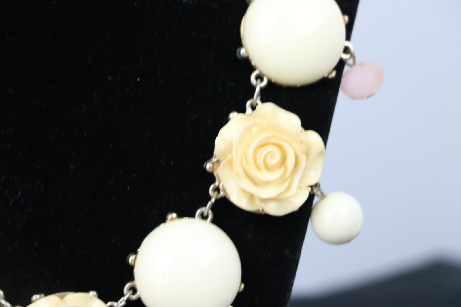 Rose Floral Statement Necklace Cream Bubble Bead Bib Boho Gold Tone