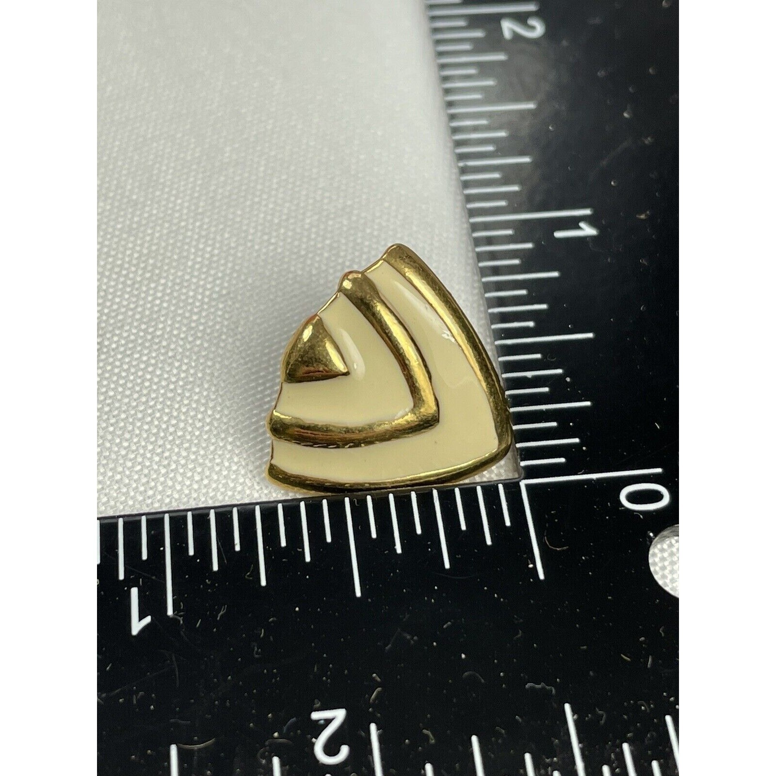FABULOUS Off White Enamel And Gold Tone MODERNIST Triangular DESIGNER EARRINGS