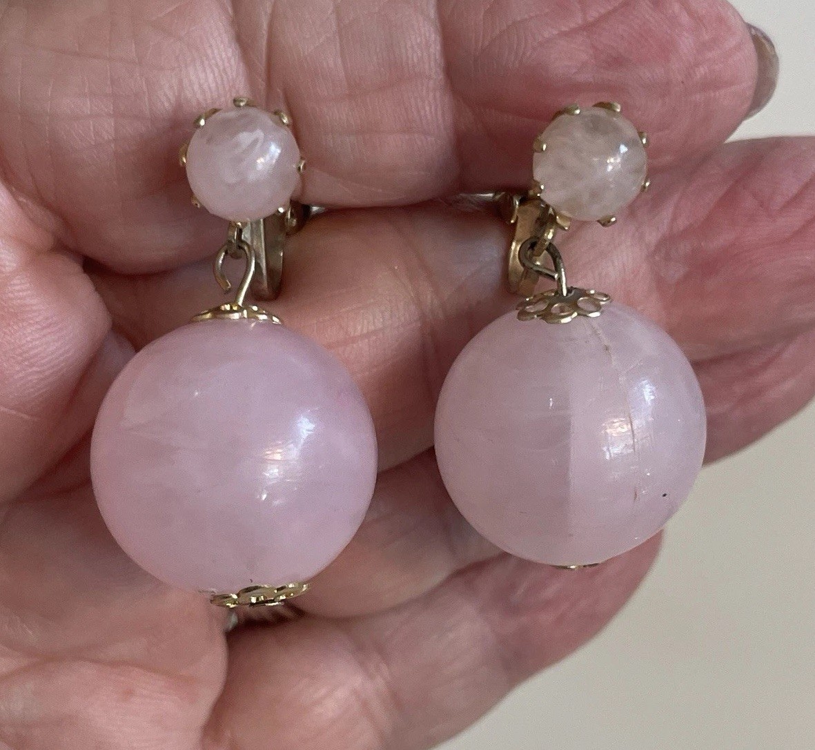 Vintage Pink Large Lucite Ball Drop Dangle Clip On Earrings Thermoset Prong