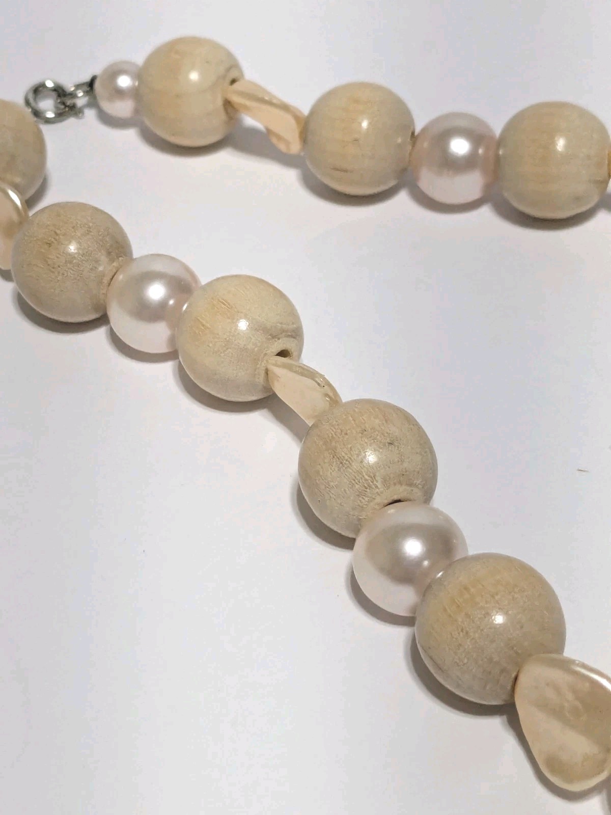 Vintage Wood Bead, Shell & Imitation Pearl Necklace. Light Colors 14″. BOHO