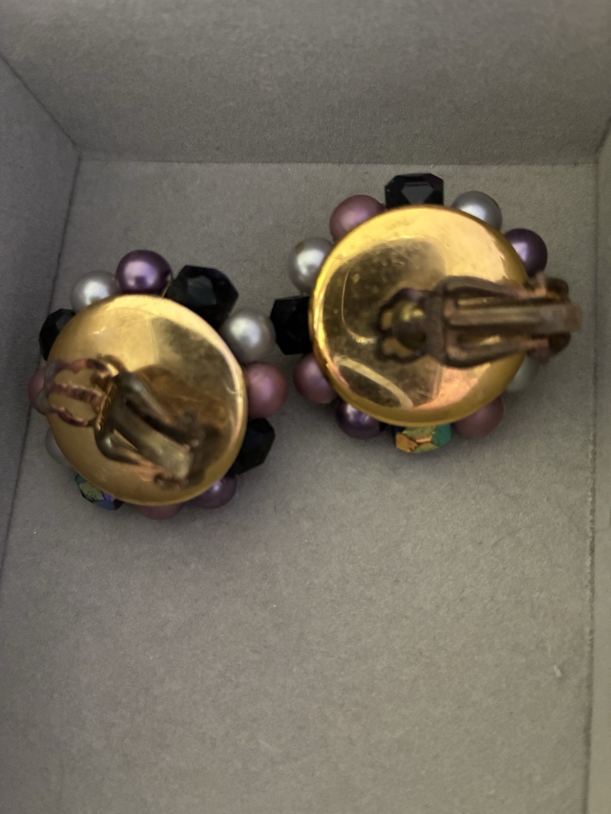 Beautiful Vintage Iridescent Beaded Clip On Earrings Pinks/Purples