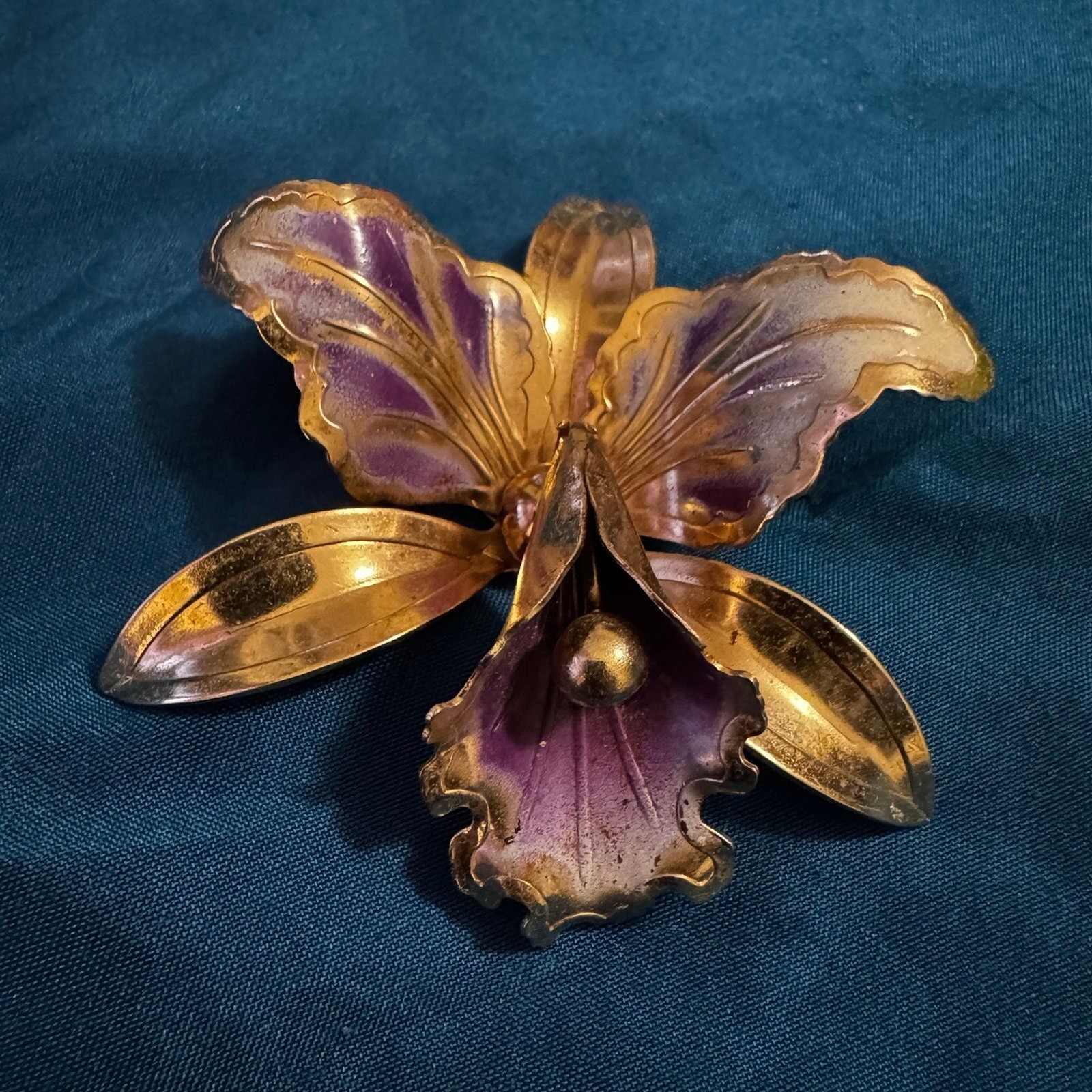 Vintage Purple and Gold Tone Orchid Flower Brooch/Pin [Jewelry 047]