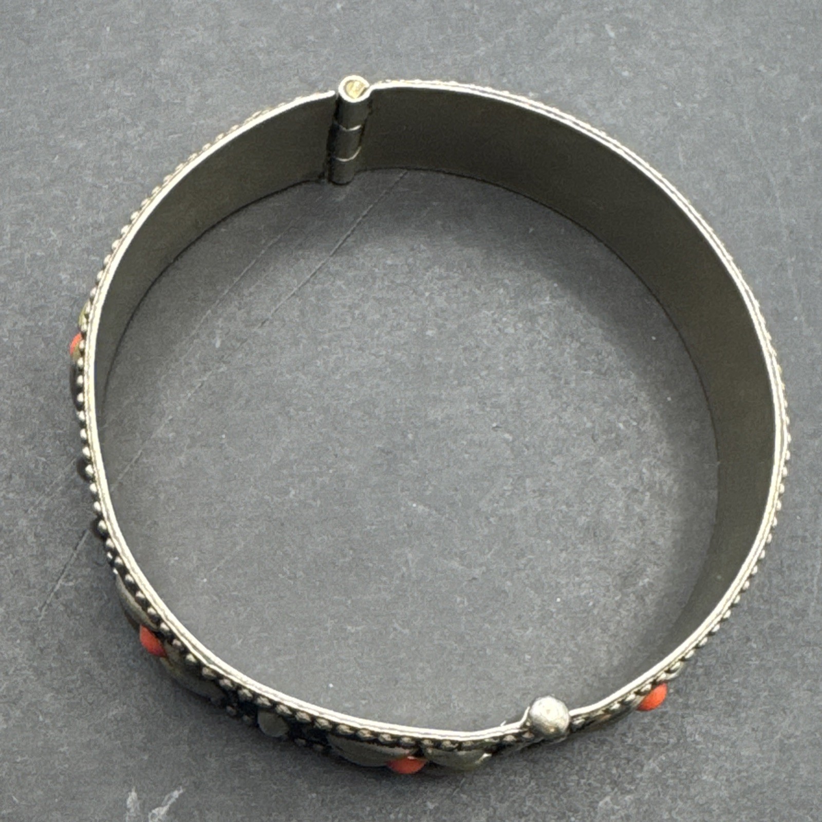 Vintage Silver Toned Hinged Bangle 2.5” Bracelet With Orange Stone 2.5” Opening