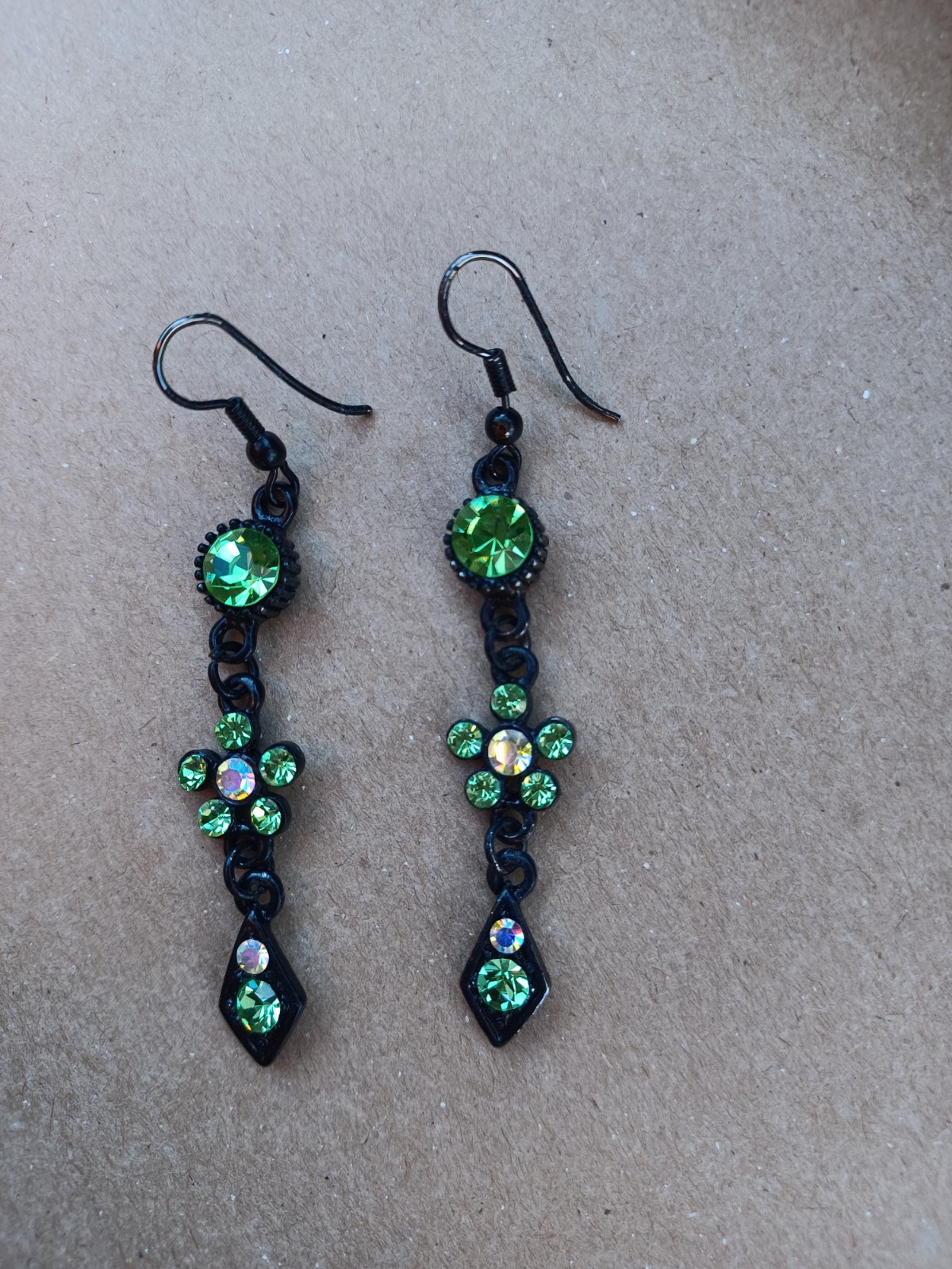 Vintage 90’s Y2K 2000’s Retro Green Rhinestone Long Floral Earrings Black Enamel