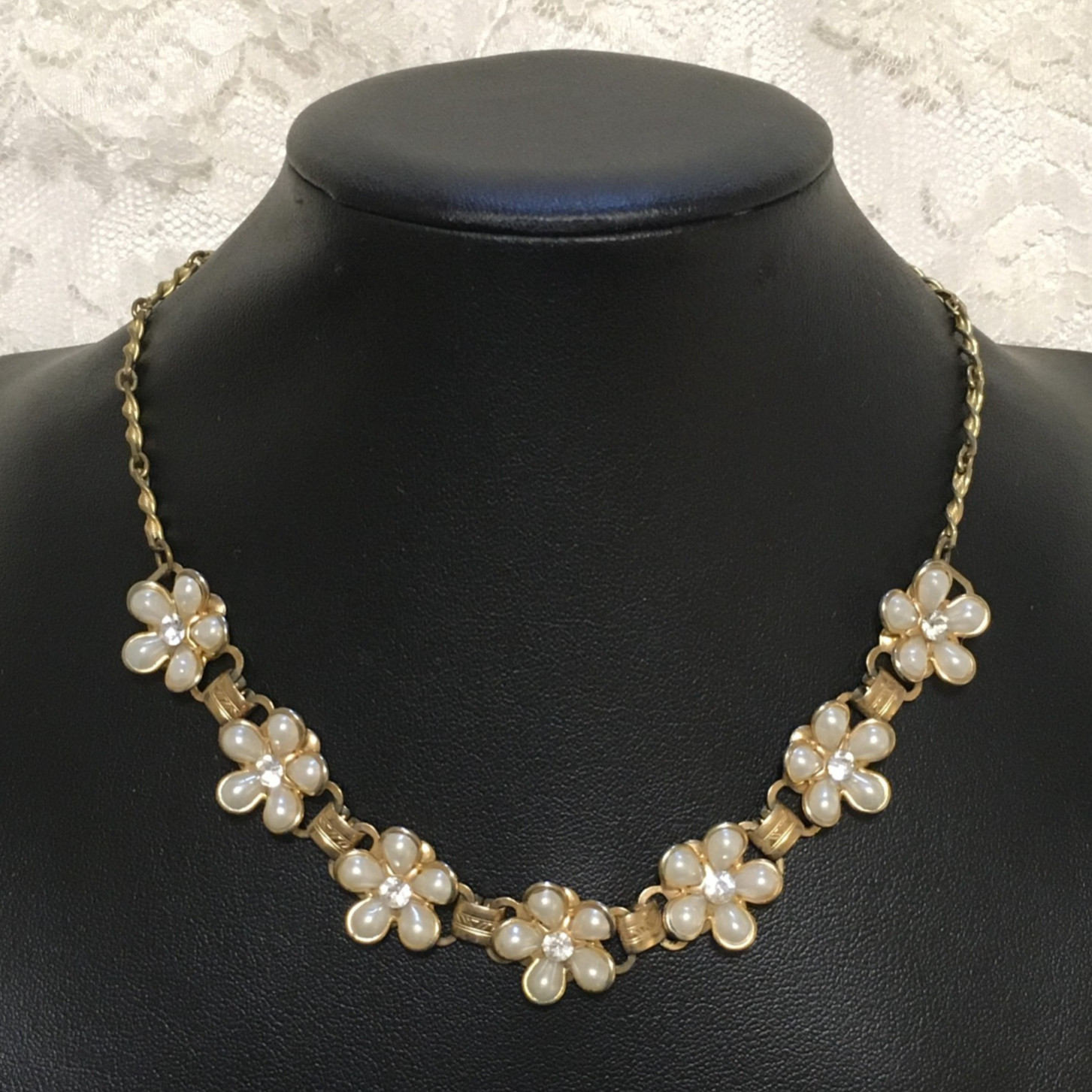 Vintage Boock Chain Floral Necklace Rhinestones Faux Pearls Gold Tone Statement