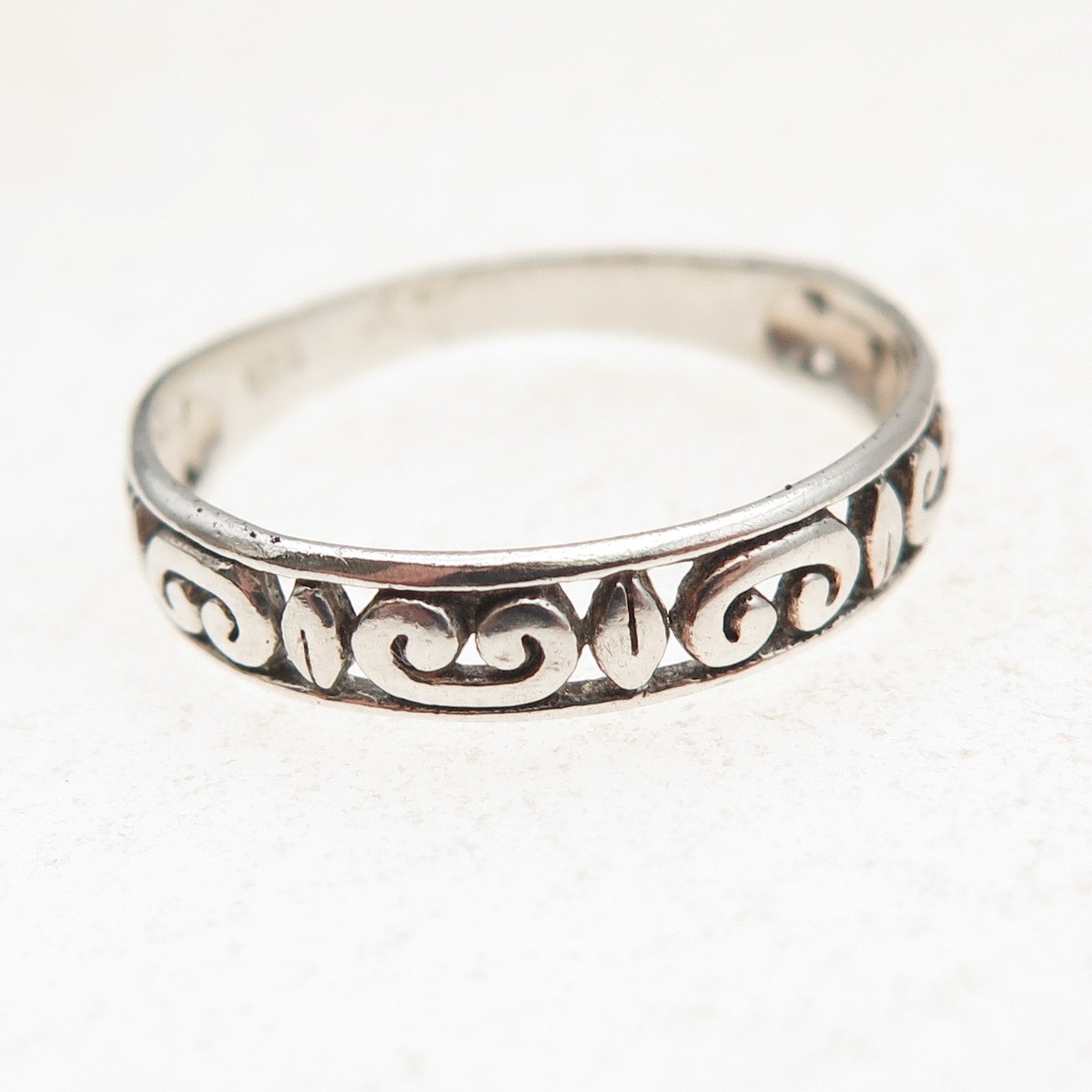925 Sterling Silver Vintage Ornate Oxidized Band Ring Size 8.75