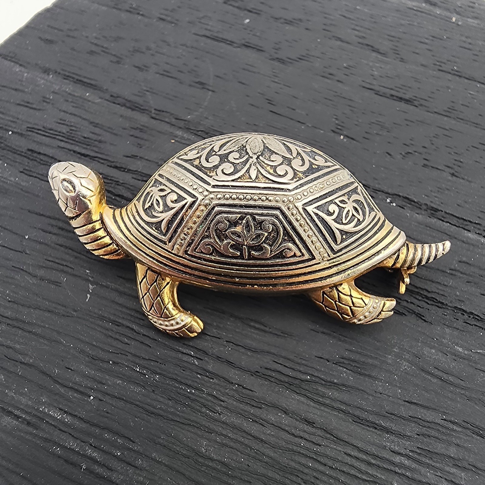 VTG Toledo Damascene Turtle Brooch Pin Gold Tone Spain Toledoware Animal GUC