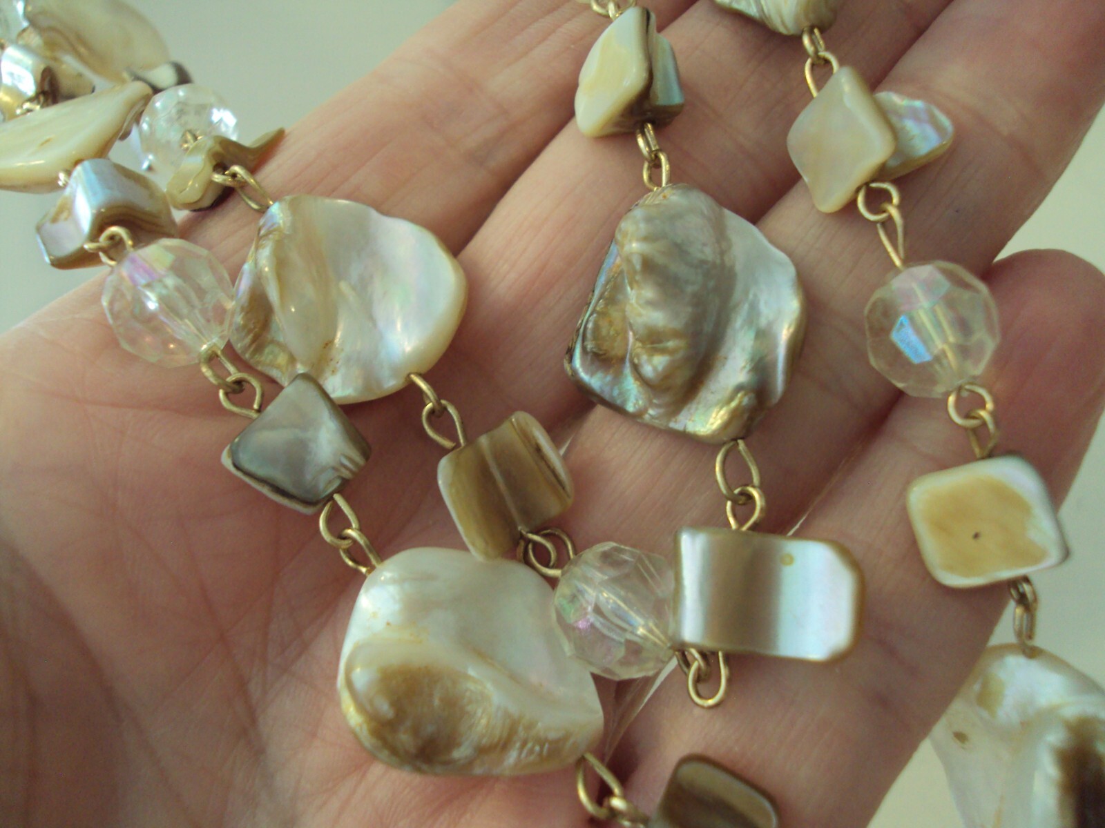 18″ DOUBLE STRAND BEIGE SHELL AND FAUX CRYSTAL NECKLACE #50