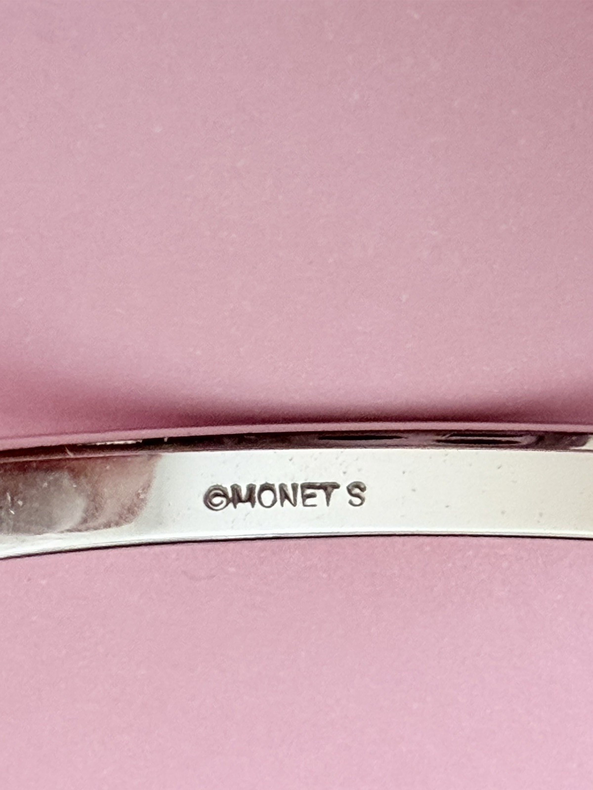 Monet Vintage Signed Shiny Silver Tone 5mm Bangle Bracelet Small 7 1/4″