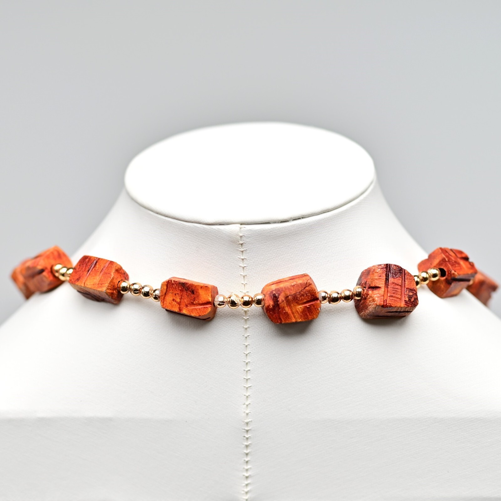 Vintage Original East India Red Agate Carnelian Gemstone Pendant Estate Necklace