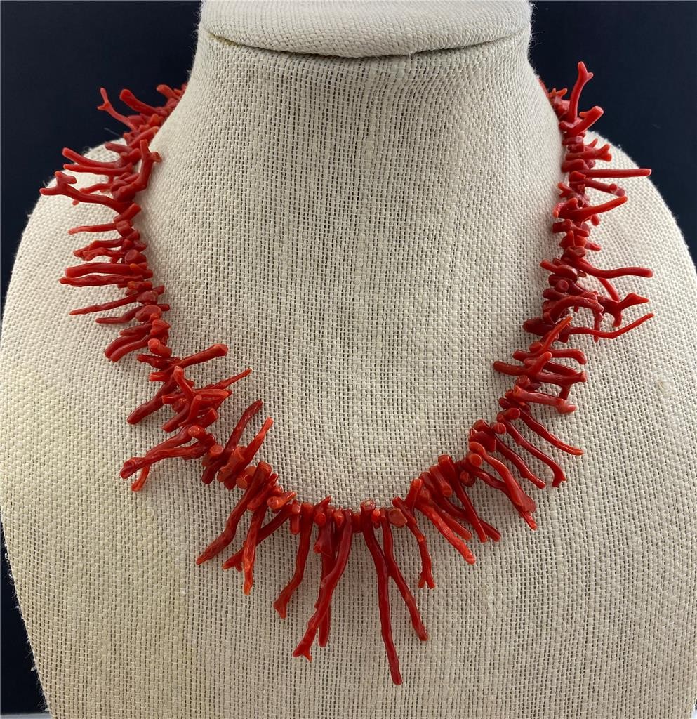 Vintage Genuine Red Branch Coral Beads Graduated Necklace 19″ Long
