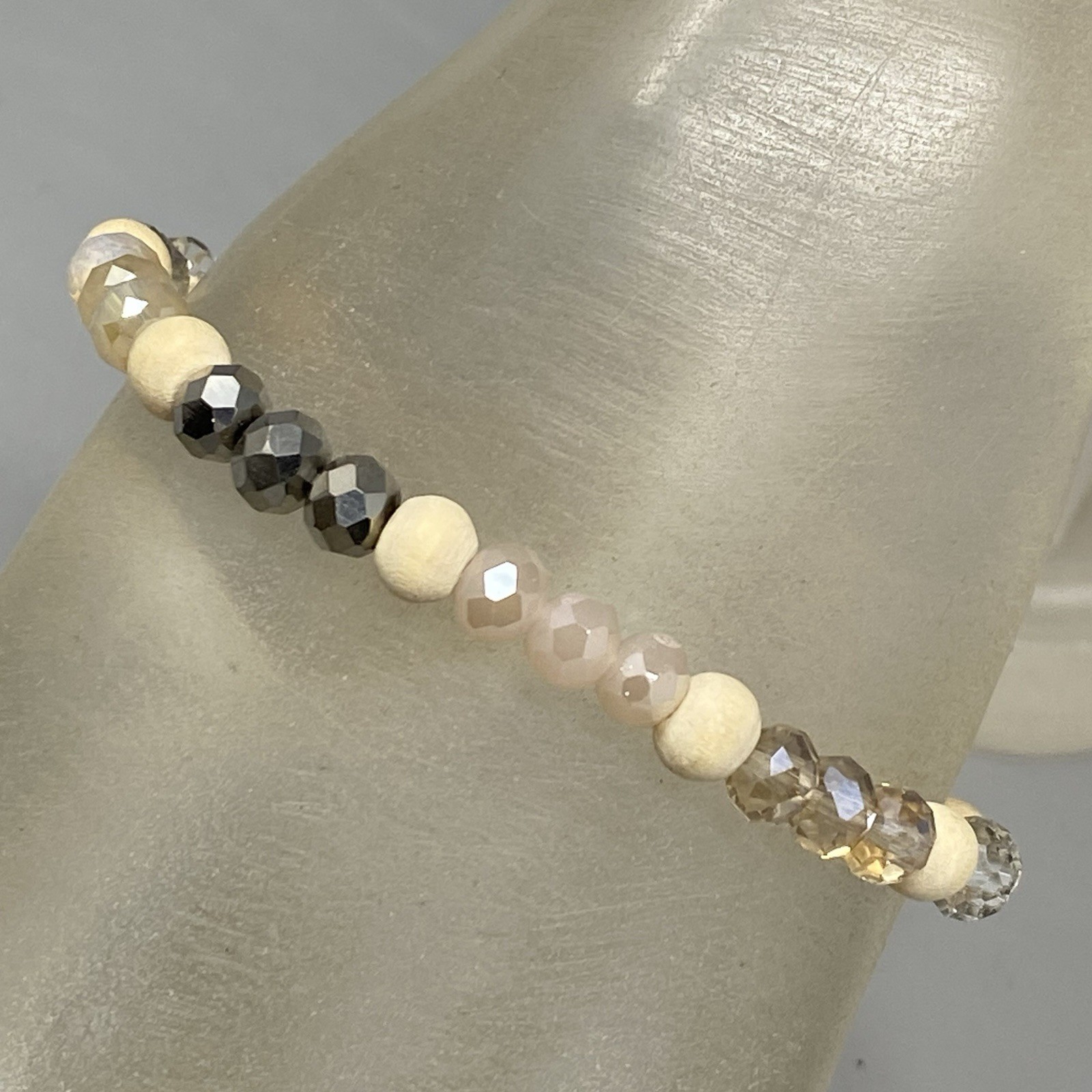 Glass Beaded Bracelet Gray Cream Clear Fire Polished Faceted Stretch Elastic 7″