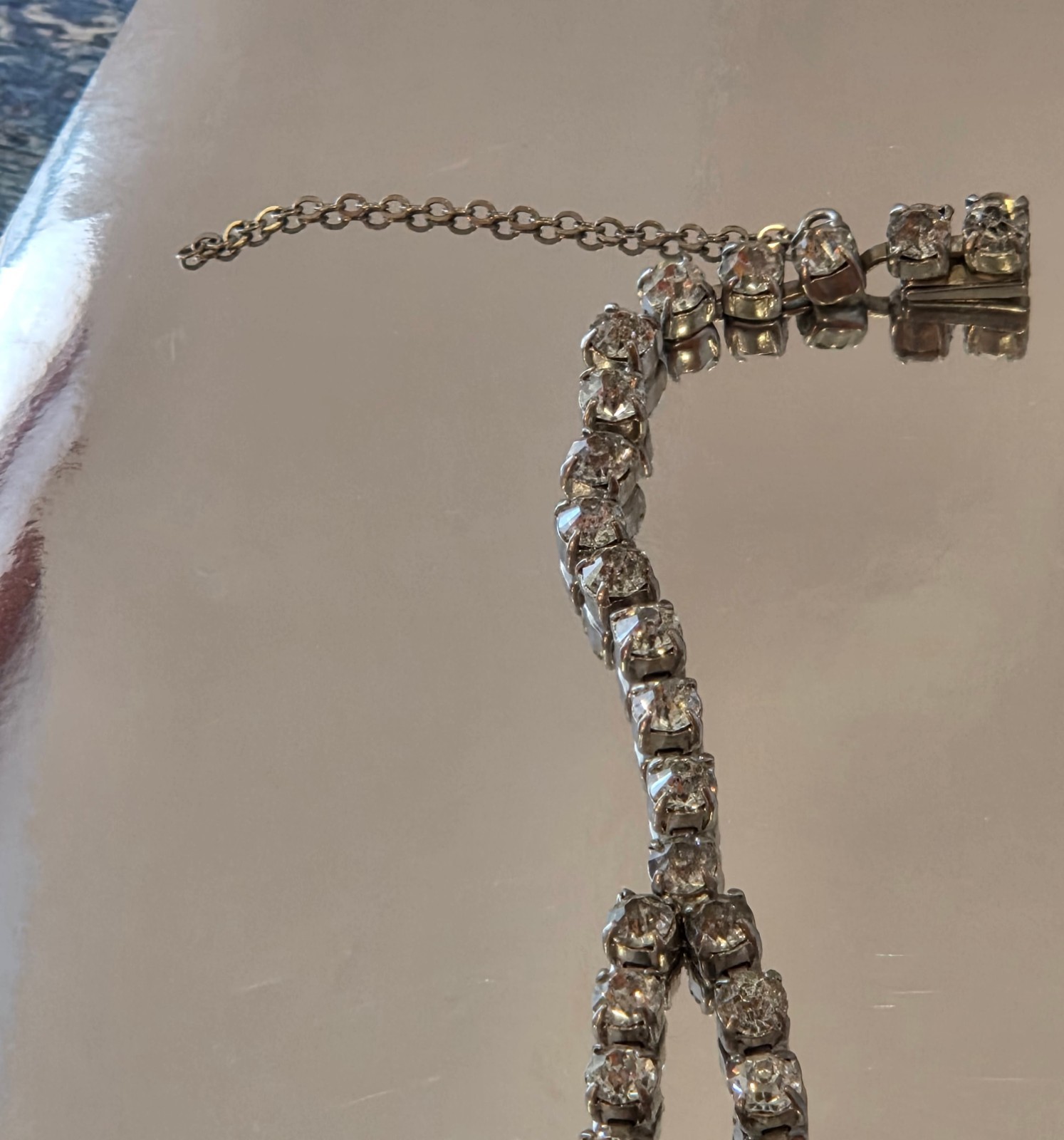 VINTAGE-RETRO STUNNING 1950’s Rhinestone Cocktail Icy Drip Necklace 16 in