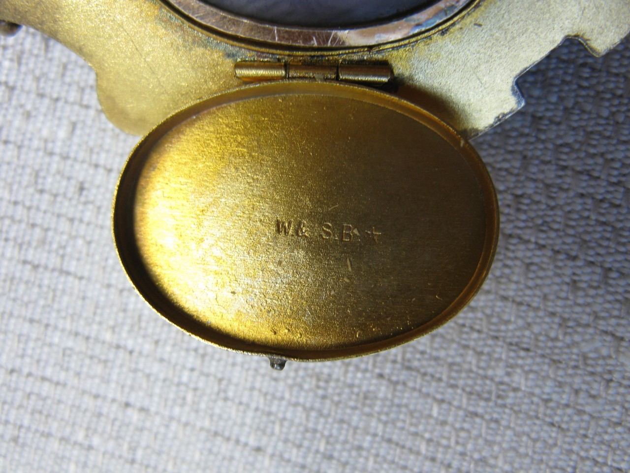 Picture Locket Antique Wedding Jewelry Etruscan GF Pearl c1880 W & SB
