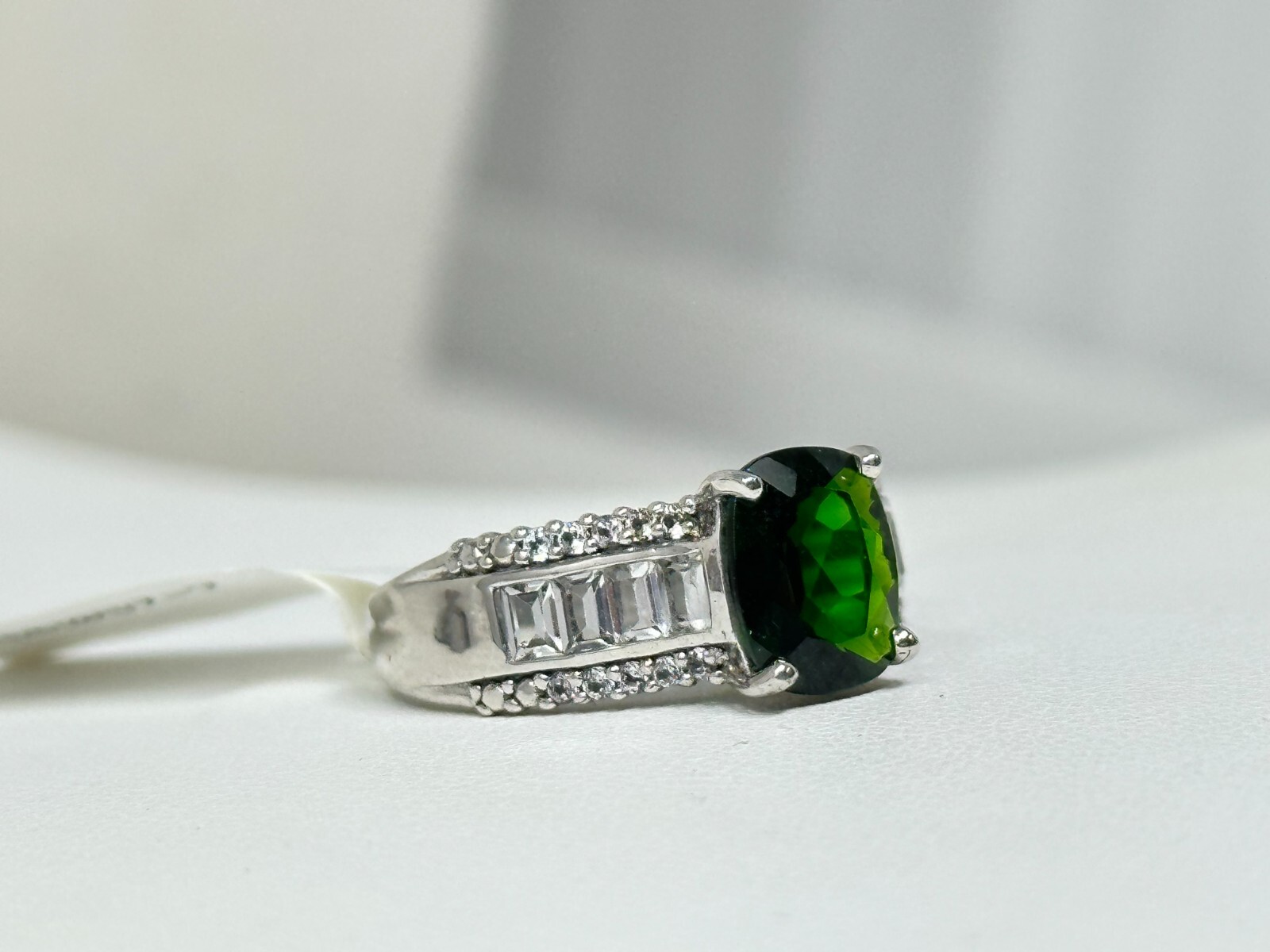 Kit Heath 925 Sterling Silver Signed KH Thailand Green CZ Oval Size 7 Ring