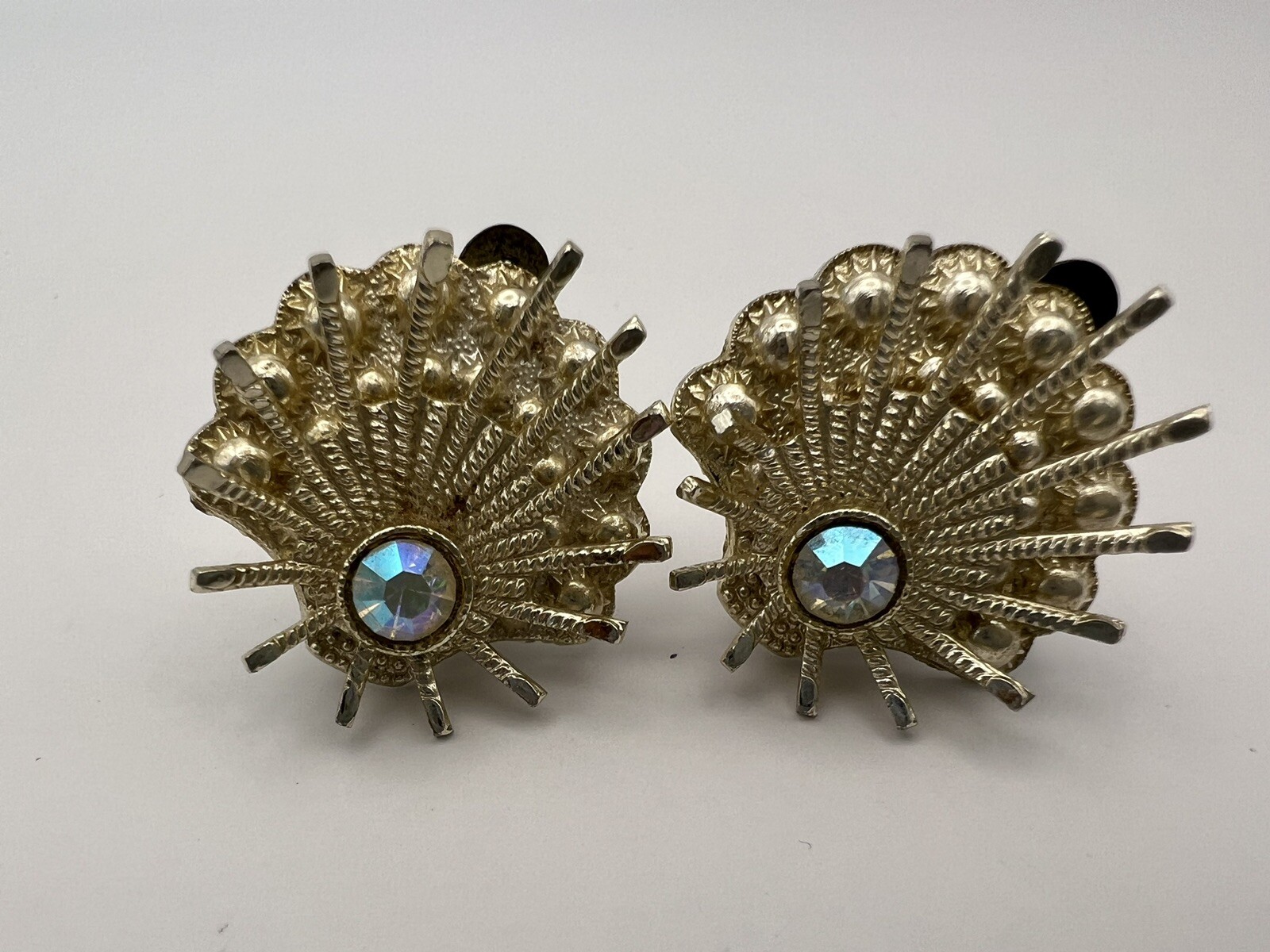 Vintage Germany Figural Clam Shell Design Ab Clip On Earrings