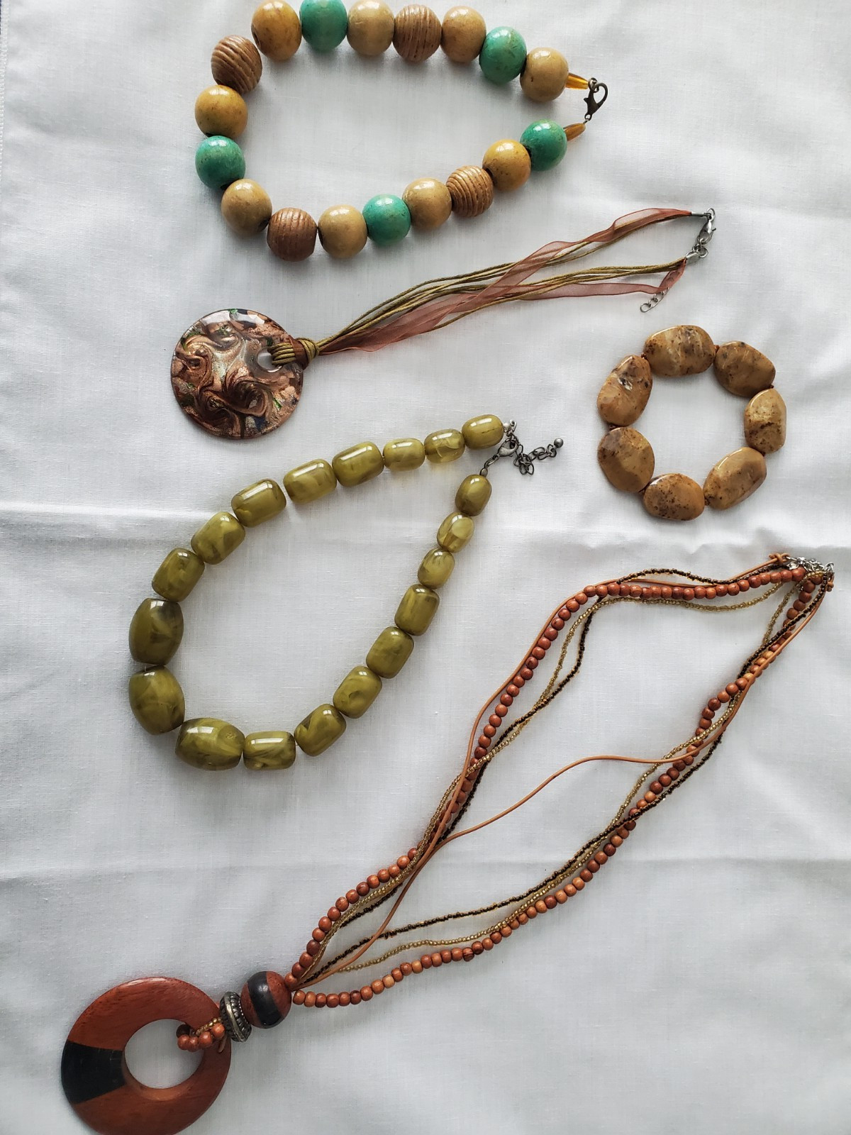 Lot of 4 Vintage Wood/Ceramic Necklaces, 1 Bracelet Boho Hippie Beaded