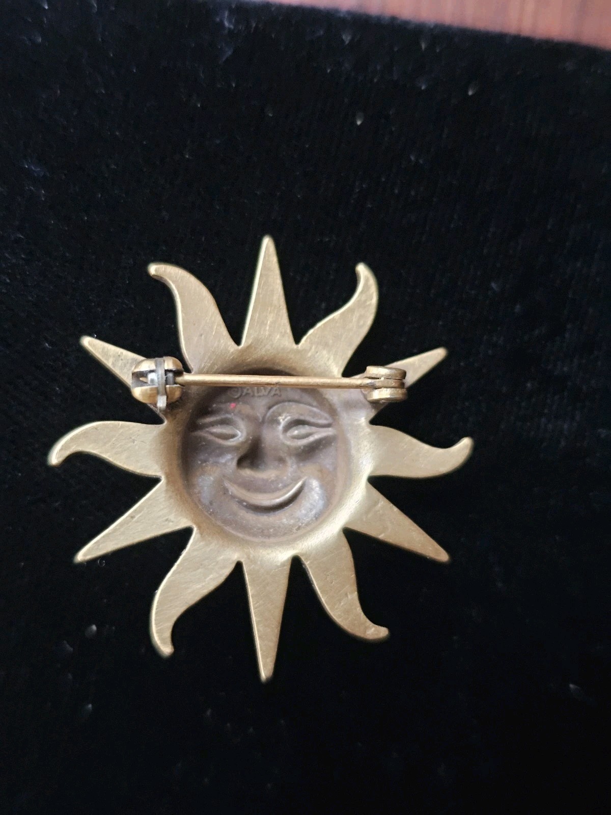 Vtg Brooch/Pin ALVA Studios Signed Gold Tone Celestial Sunburst 1″ Hippie Boho