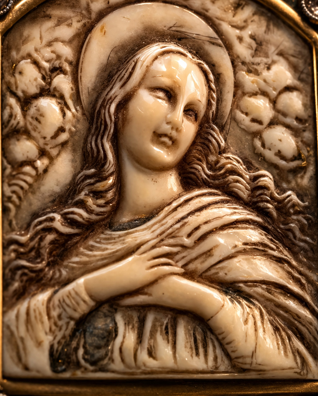 Antique 18K Gold Virgin Mary Pendant w/ 11 Diamonds Victorian Religious Rare XIX