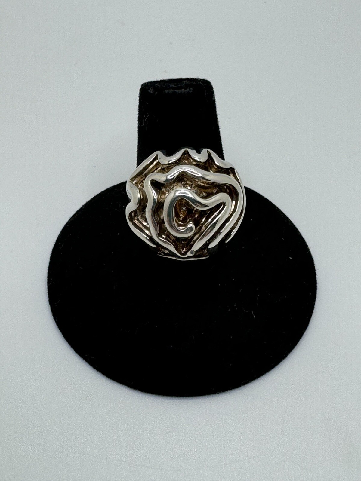 SOLID STERLING SILVER MODERNIST BRUTALIST SWIRL ROSE FLOWER RING 925 8G VINTAGE