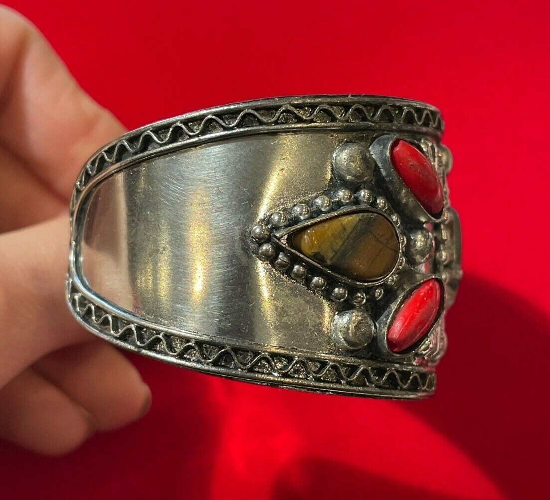 Vintag Chunky Ethnic Silver Tone Etched Tigers Eye Jade Cuff Bangle Bracelet DC2
