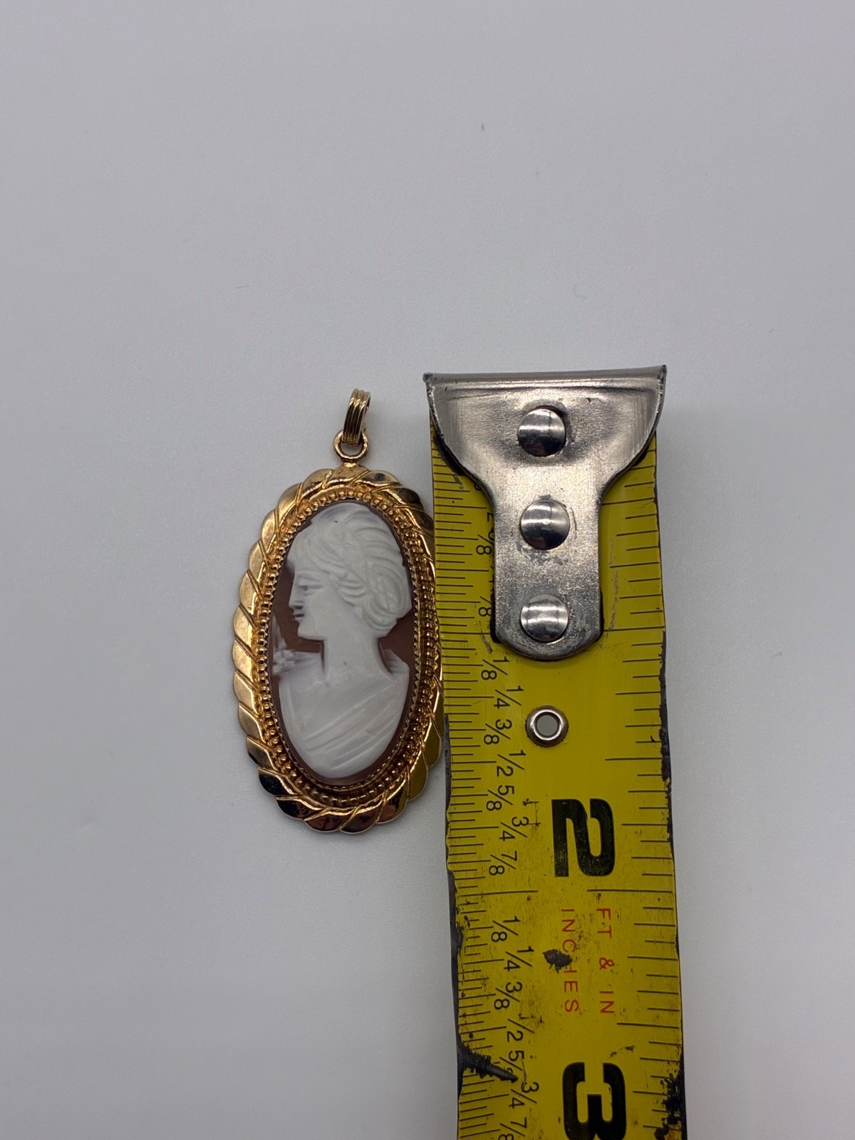 vintage Catamore cameo pendant 12k gold filled