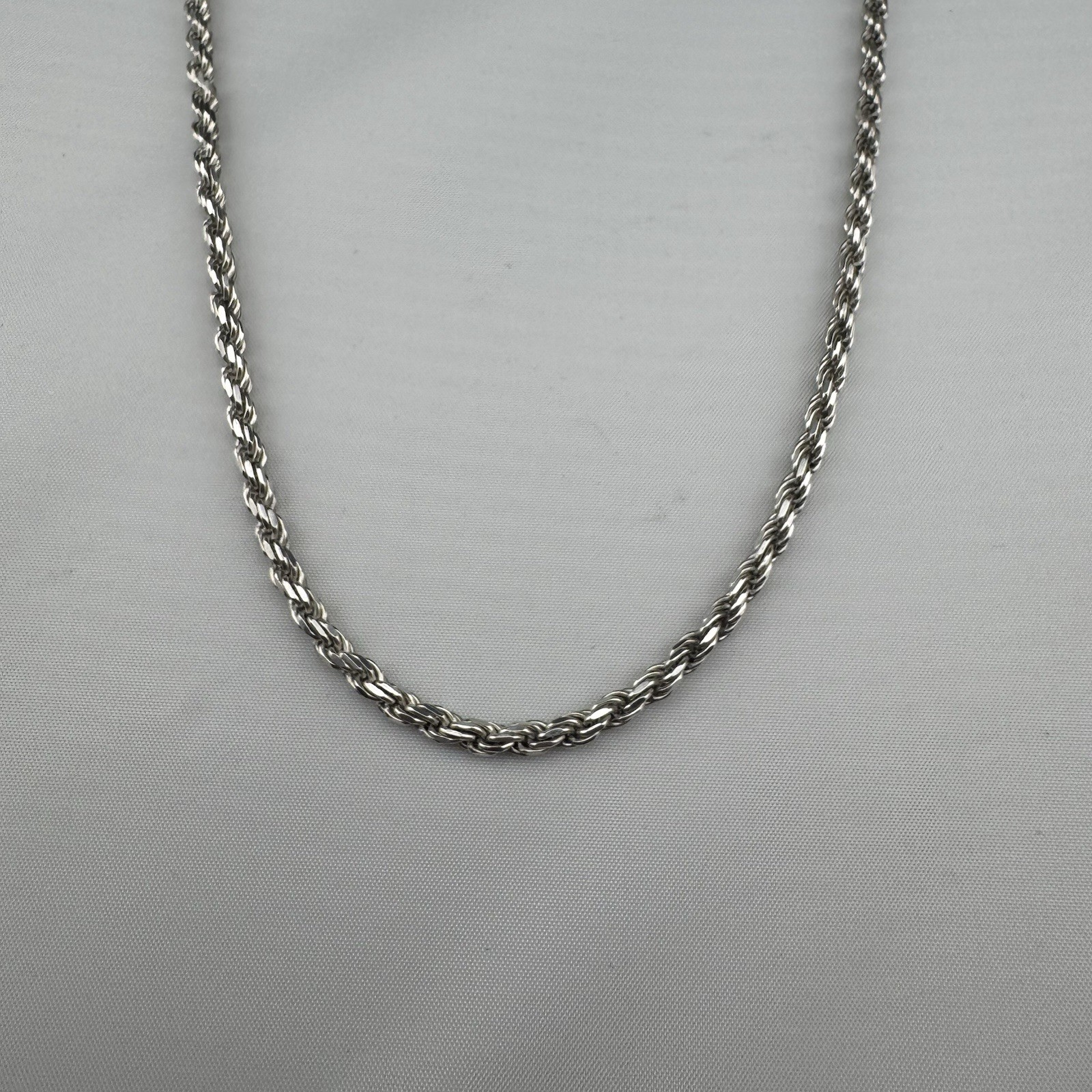 Sterling Silver 925 Twisted Rope PLUX Italy Marked 23.5″ Necklace 21.4g
