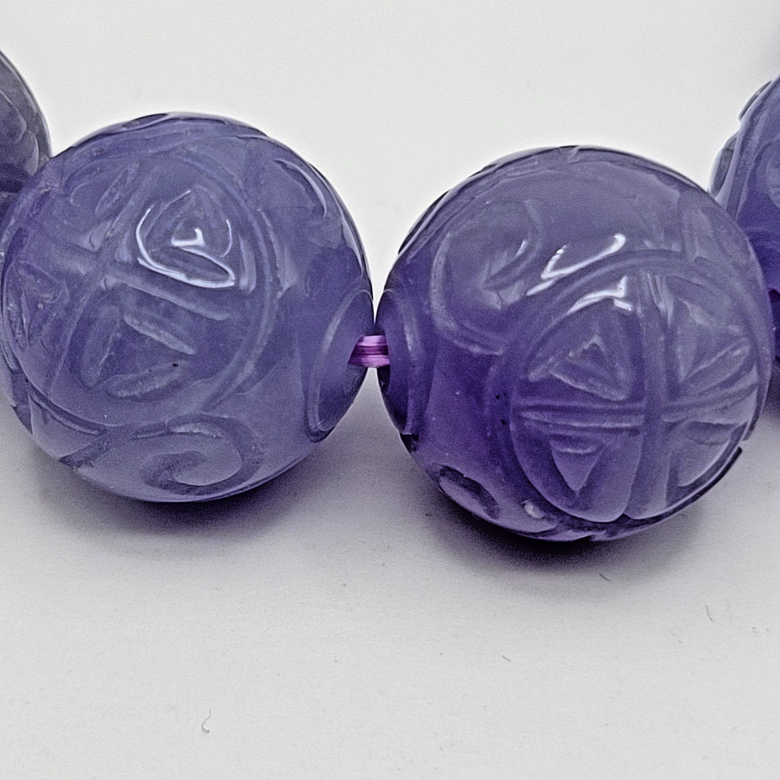 Vintage Estate Pair of Lavender Jade Carved Longevity Bead Bracelets 17.5mm 18mm