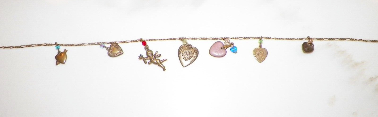 VINTAGE GLASS WORKS STUDIO HEARTS & CHERUB CHARMS NECKLACE 16″