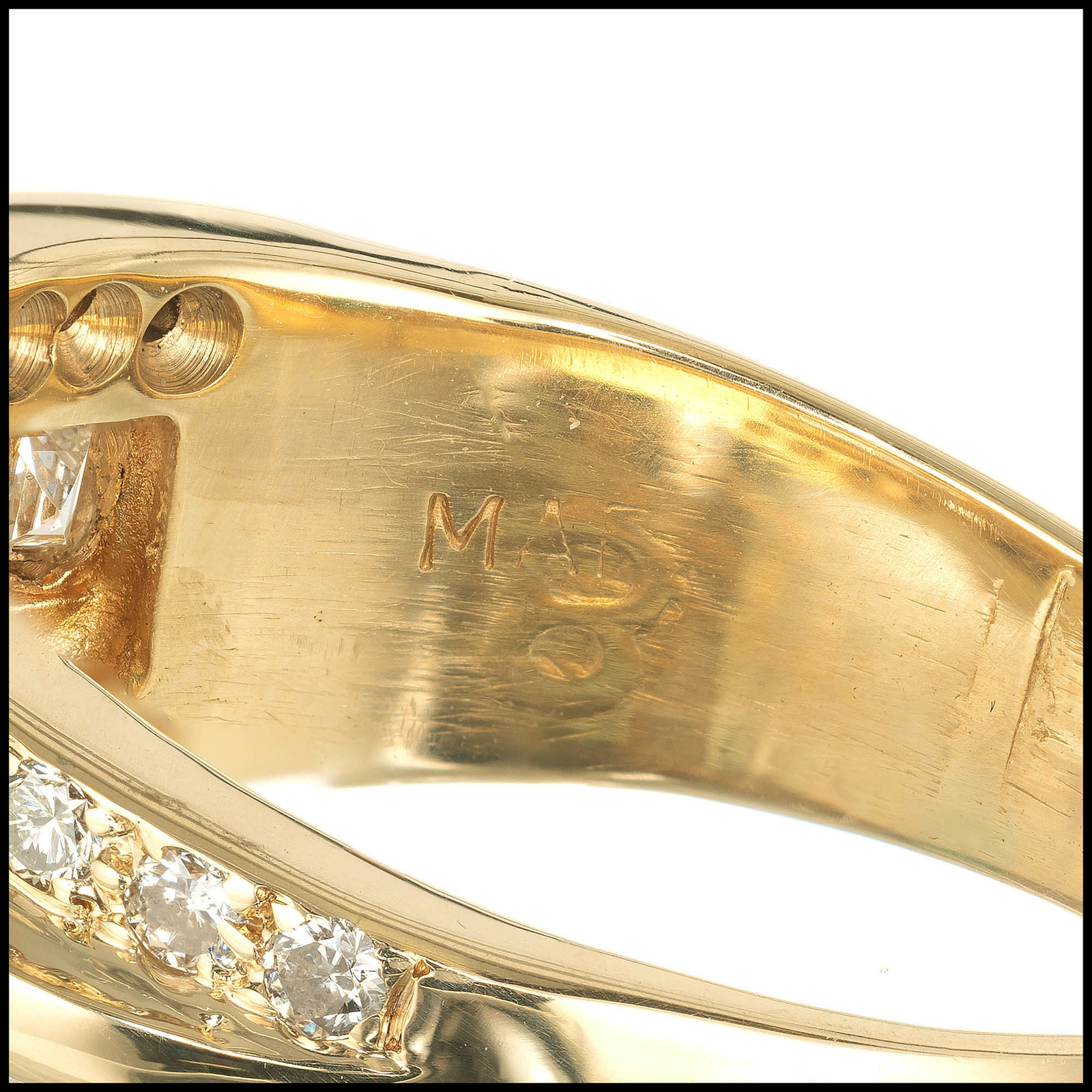 GIA Certified 2.80 Carat Emerald Diamond Gold Cocktail Ring