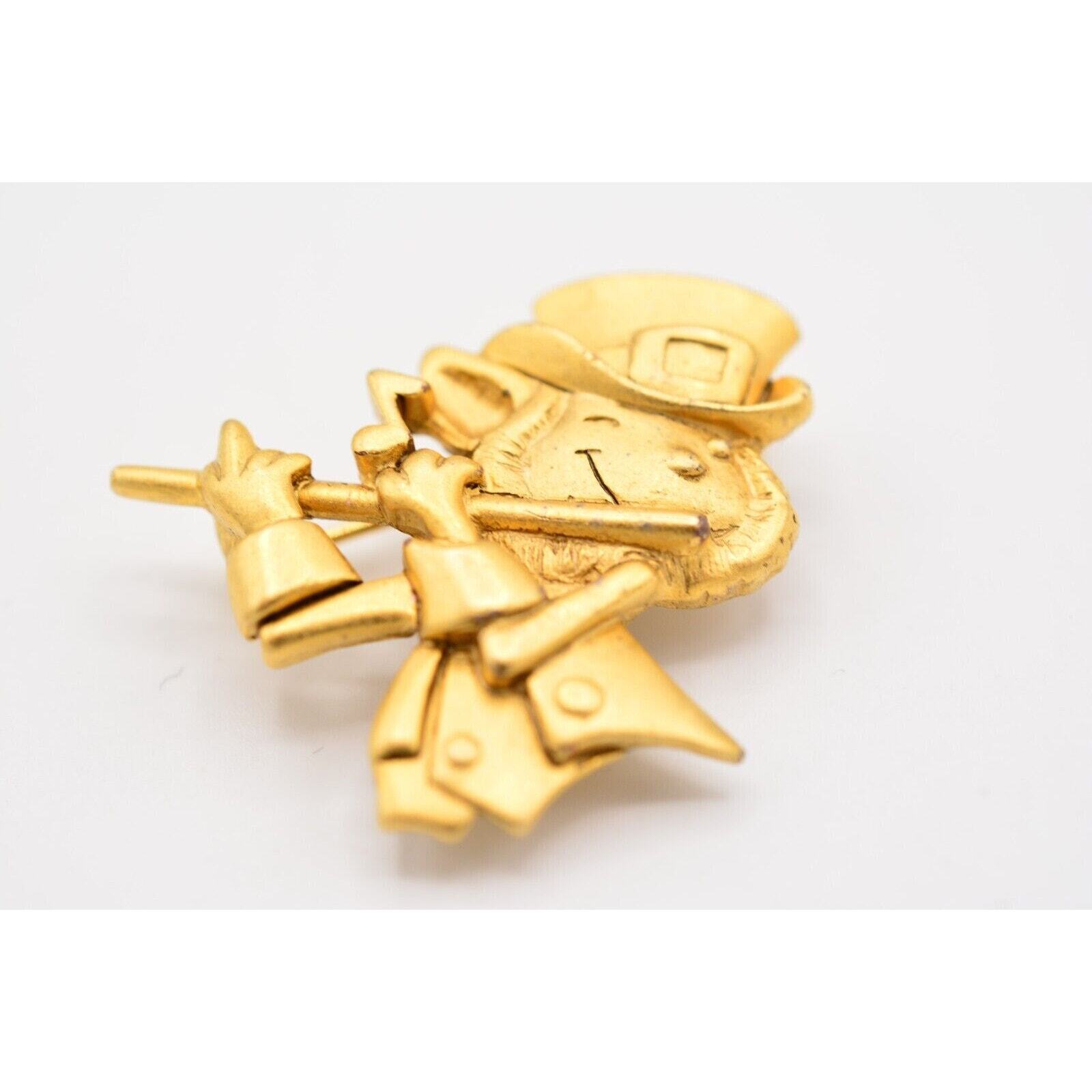 Vintage Lucky Leprechaun Pin Brooch Gold Flute St. Patrick’s Irish NOS 80s BinA6