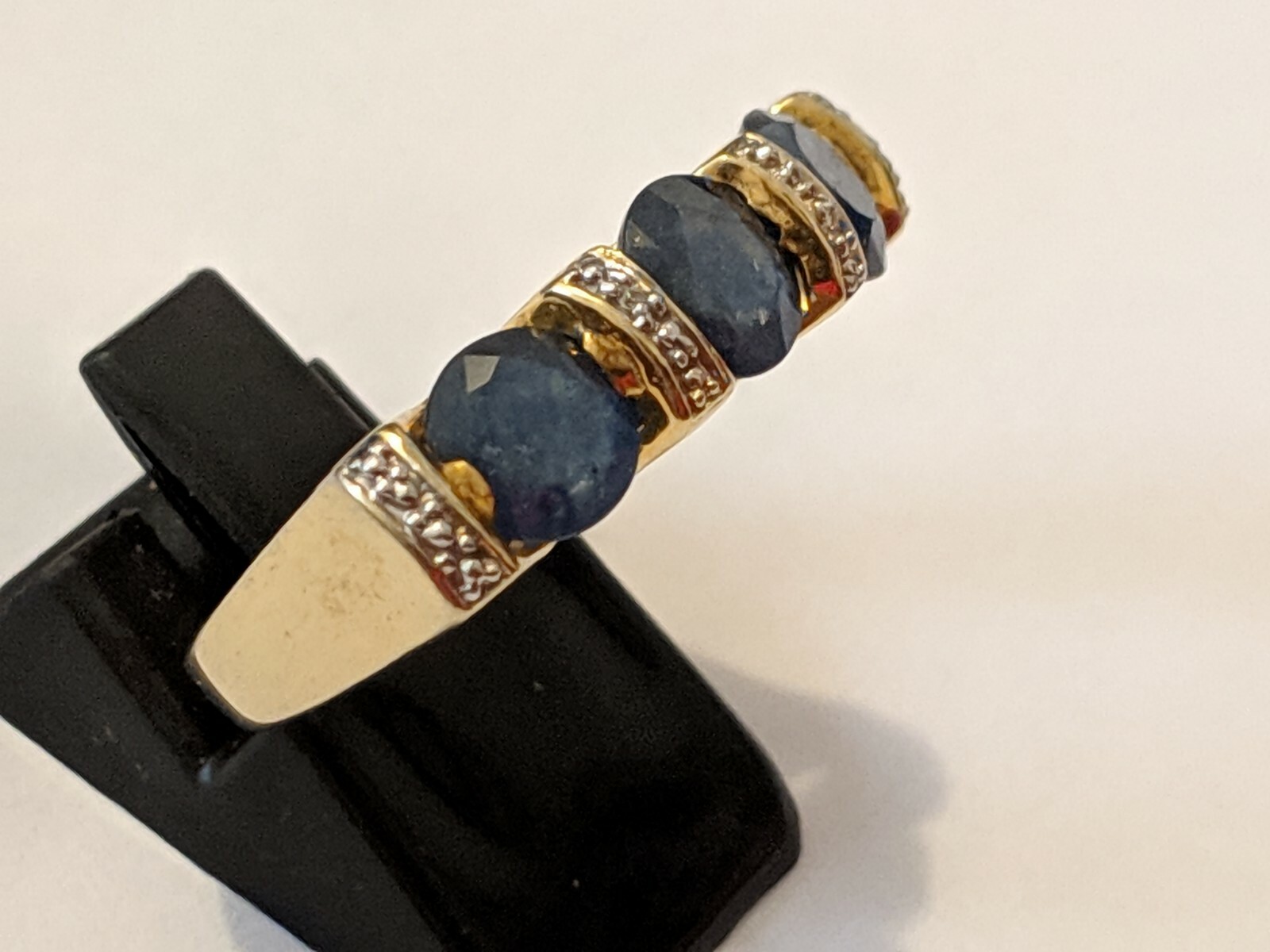 VINTAGE SAPPHIRES VERMEIL STERLING SILVER RING ABOUT SIZE 7 1/2 SIGNED CJ