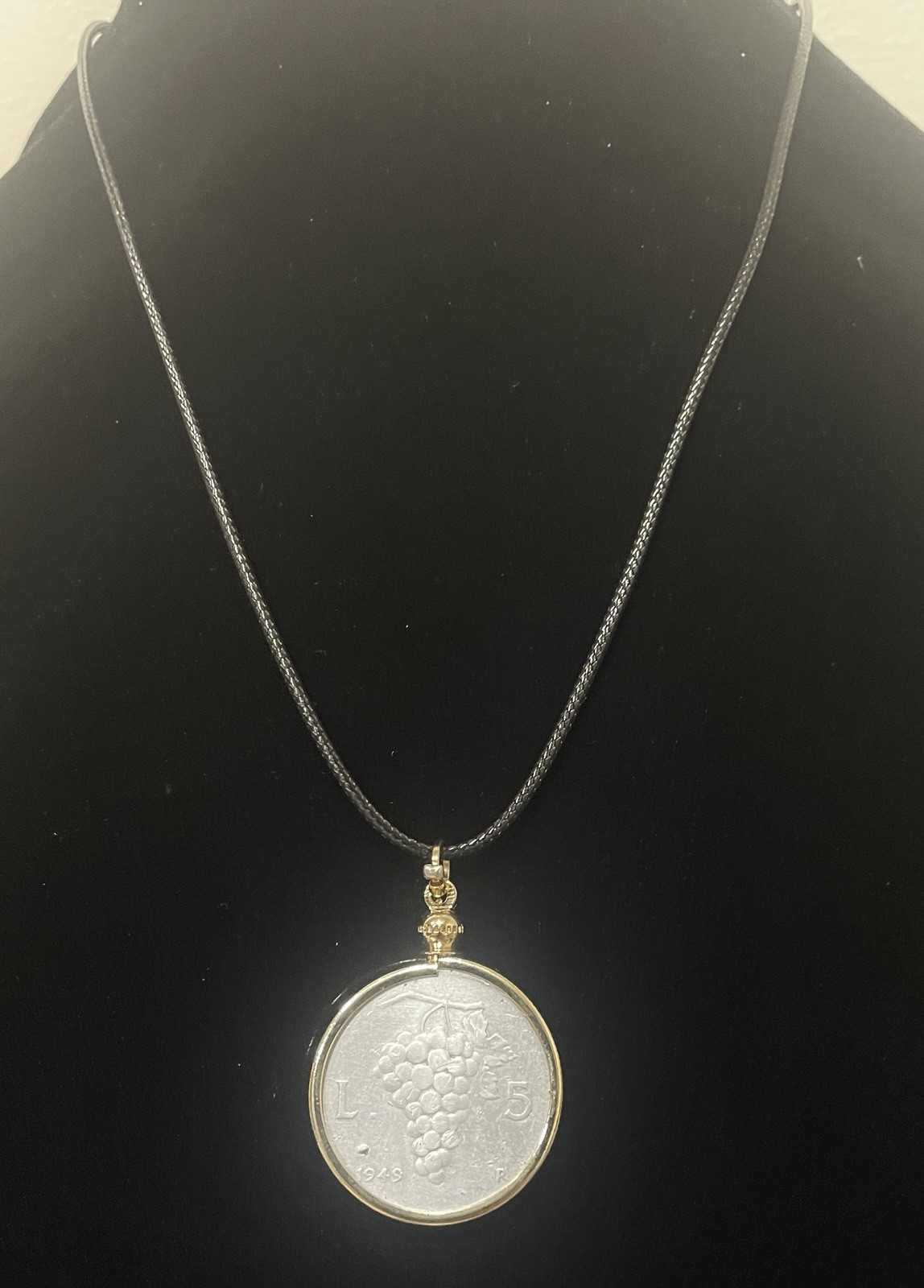 1949 Italy 5 Lire Grape Female Head Aluminium Coin 2.5g 26.7m Pendant Necklace