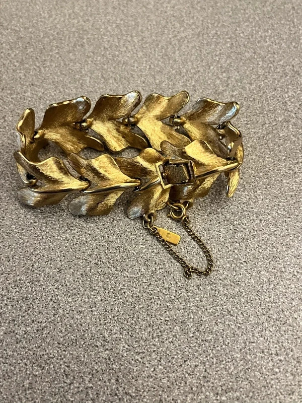 Vintage Monet Bracelet with Safety Chain Link, Jewelry with leaves