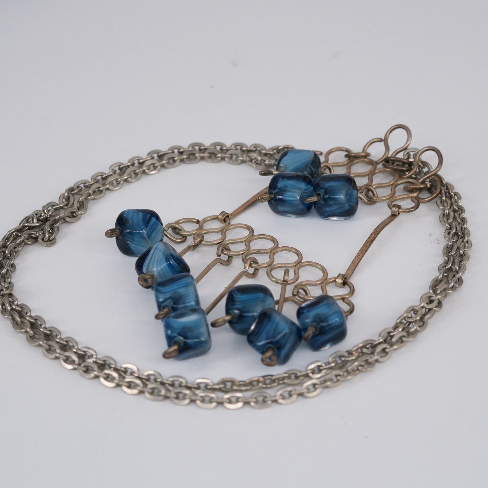 Wire Pendant Statement Necklace Blue Porphyry Glass beaded Drop 1970s VTG | 26″