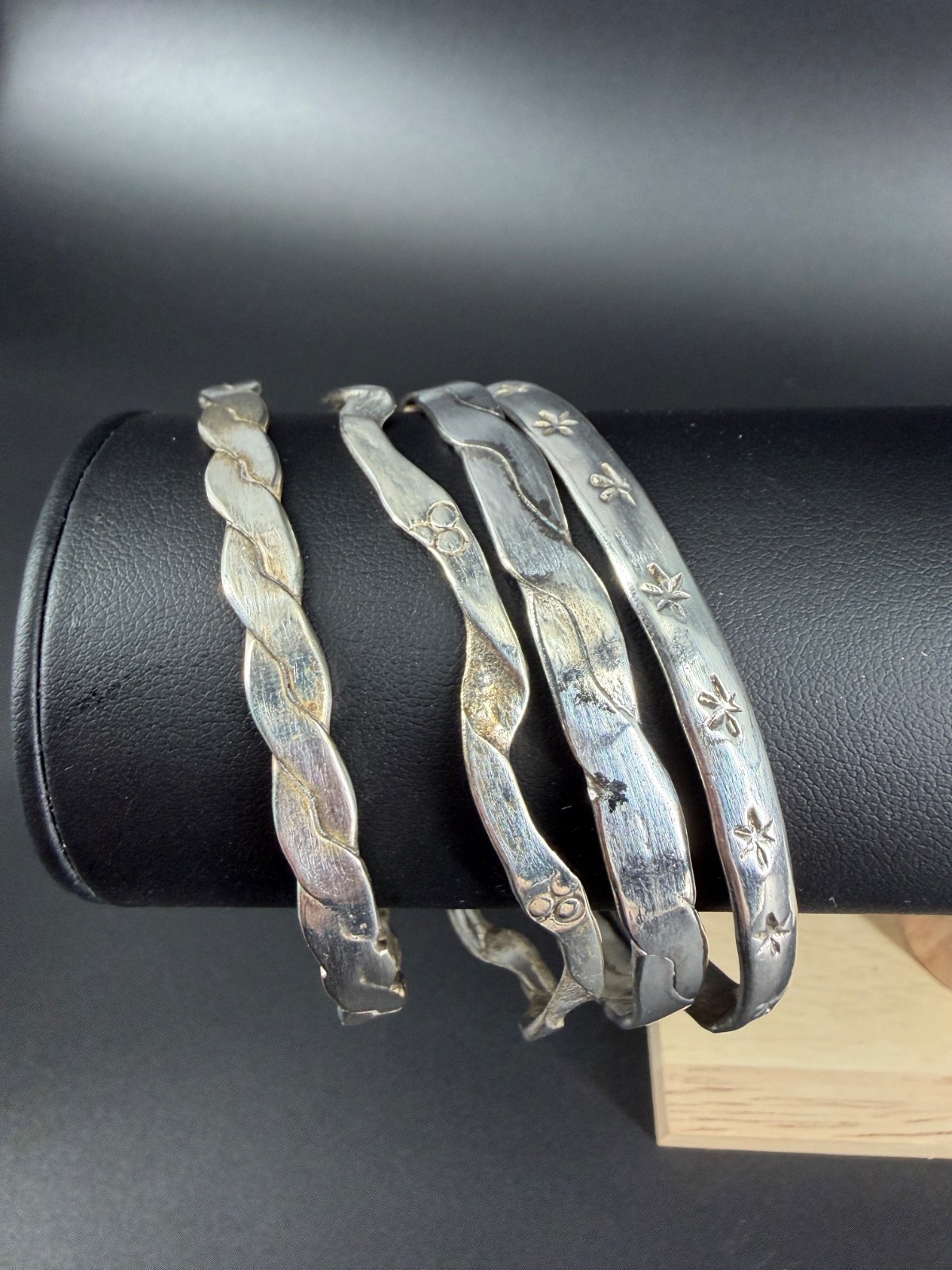 Vtg Sterling Silver Bangle Stack 4 Twist Etched Star Boho Bracelets Mexico 59g