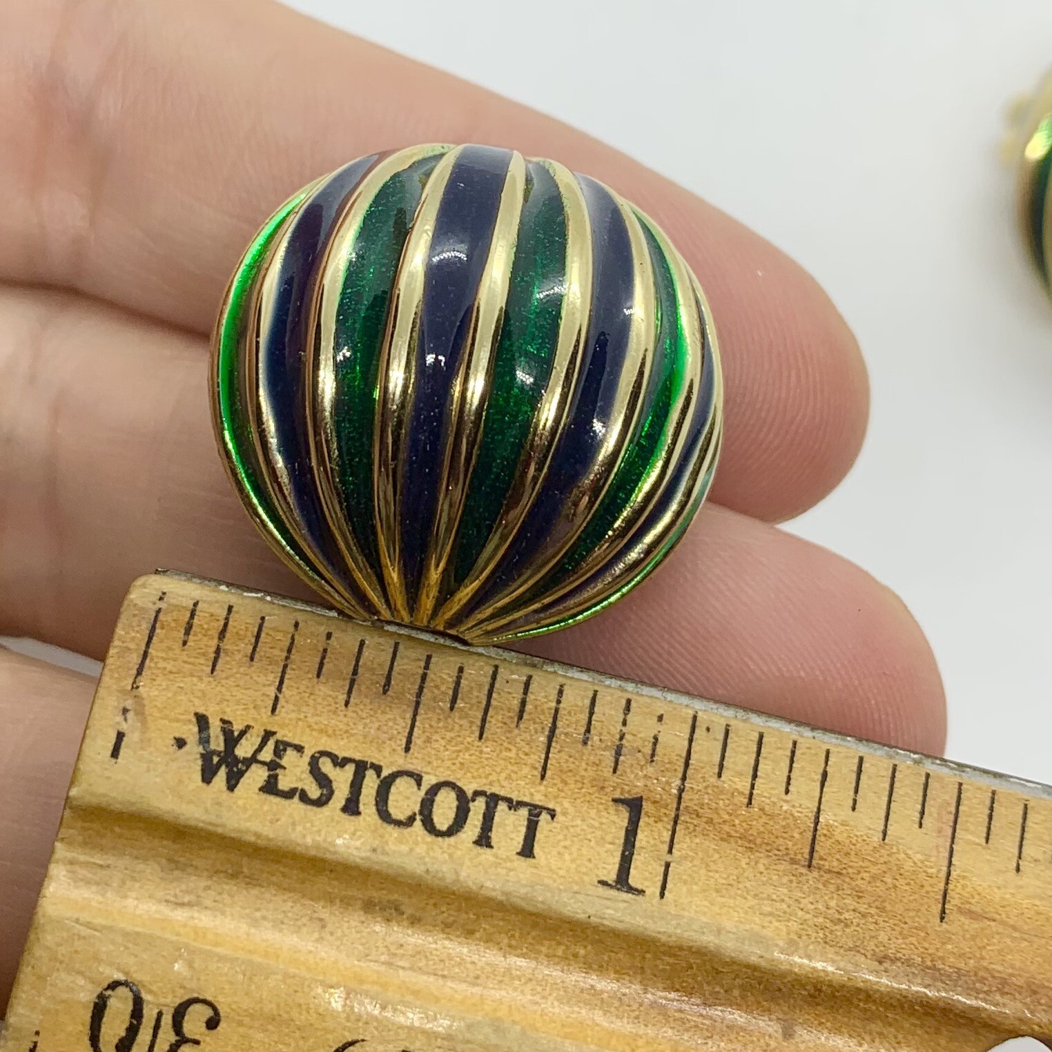 VTG EARRINGS MELON ENAMEL GAY BOYER LARGE DOME GREEN BLACK SHINY MINTY CLIP
