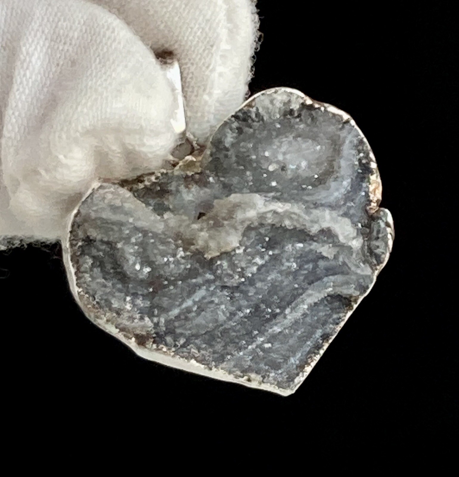 Heart Shimmery Crystal Rock Stone 1.25” Pendant 925 Sterling Silver 7.8g Ladies