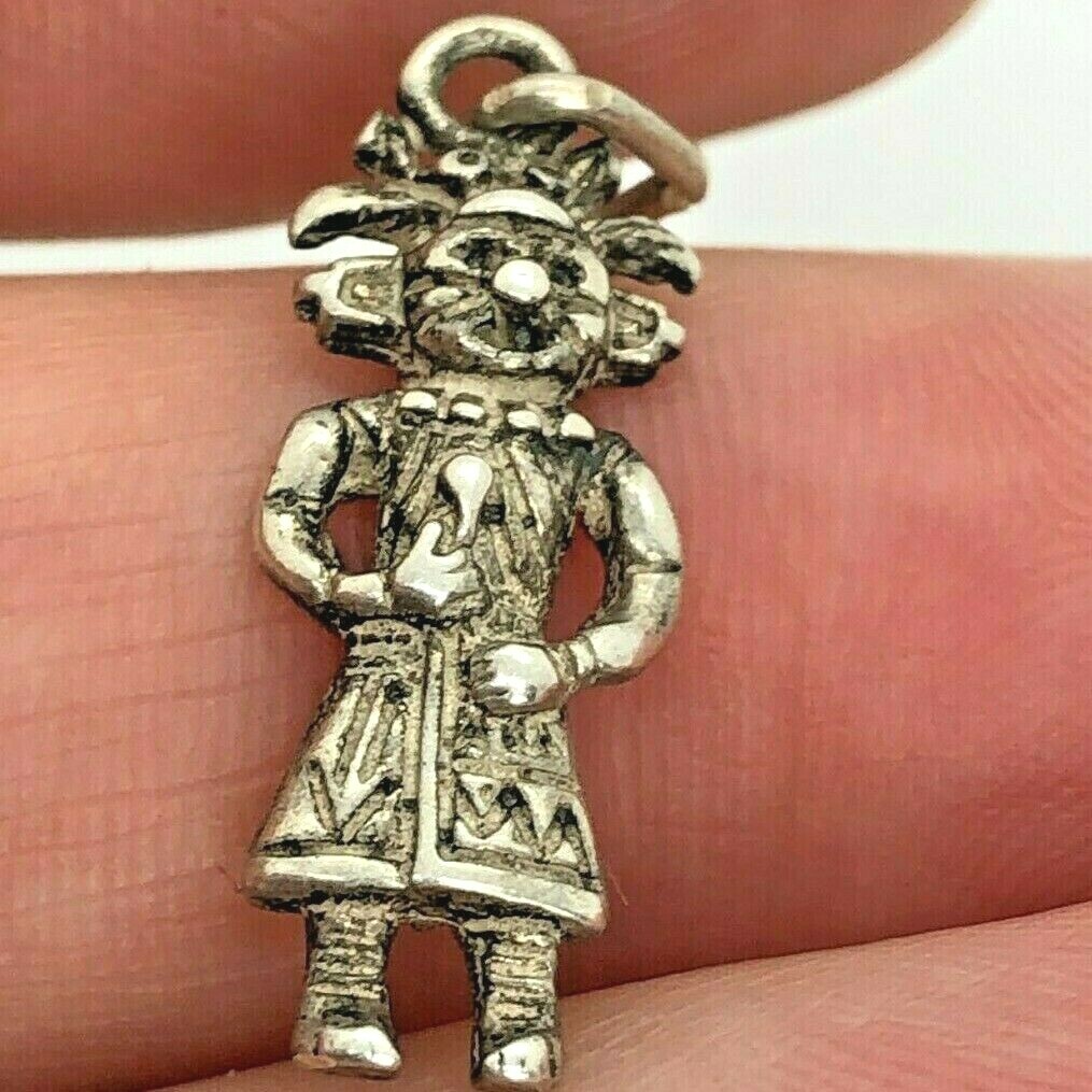 Vintage Sterling Silver 3D Detailed Aztec Person Pendant 1.3 Grams