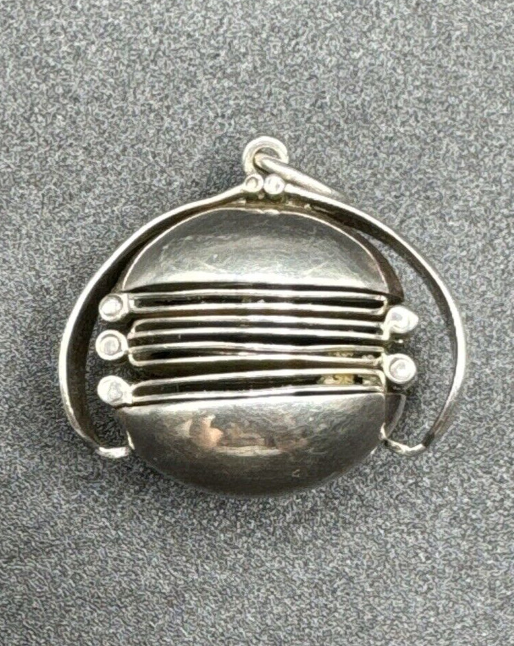 Retro Vintage Sterling Silver Expanding Ball Locket Photo Pendant, 20.2g