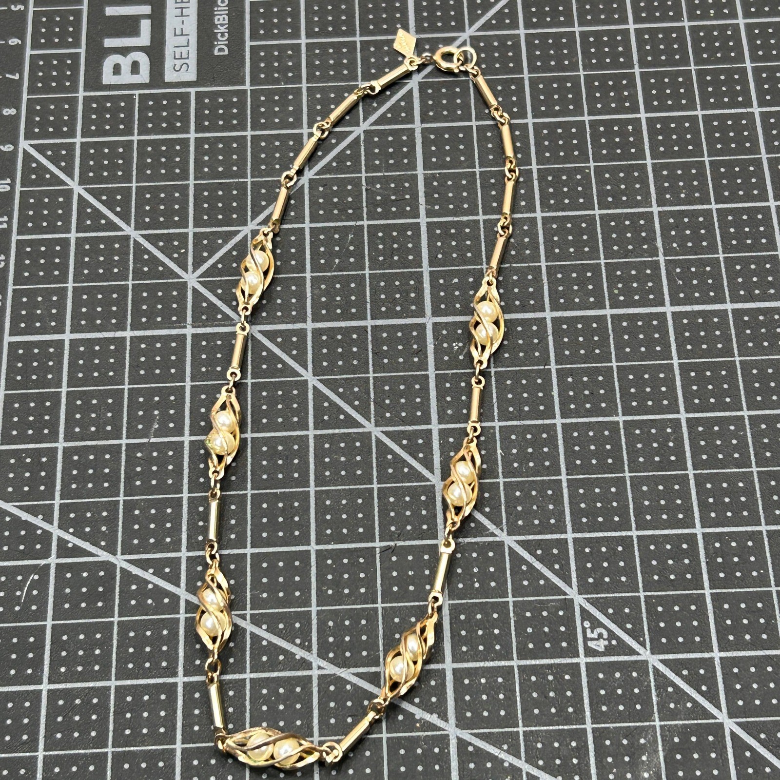 Sarah Coventry Vintage Gold Tone Faux Pearl Bar Link Station Necklace