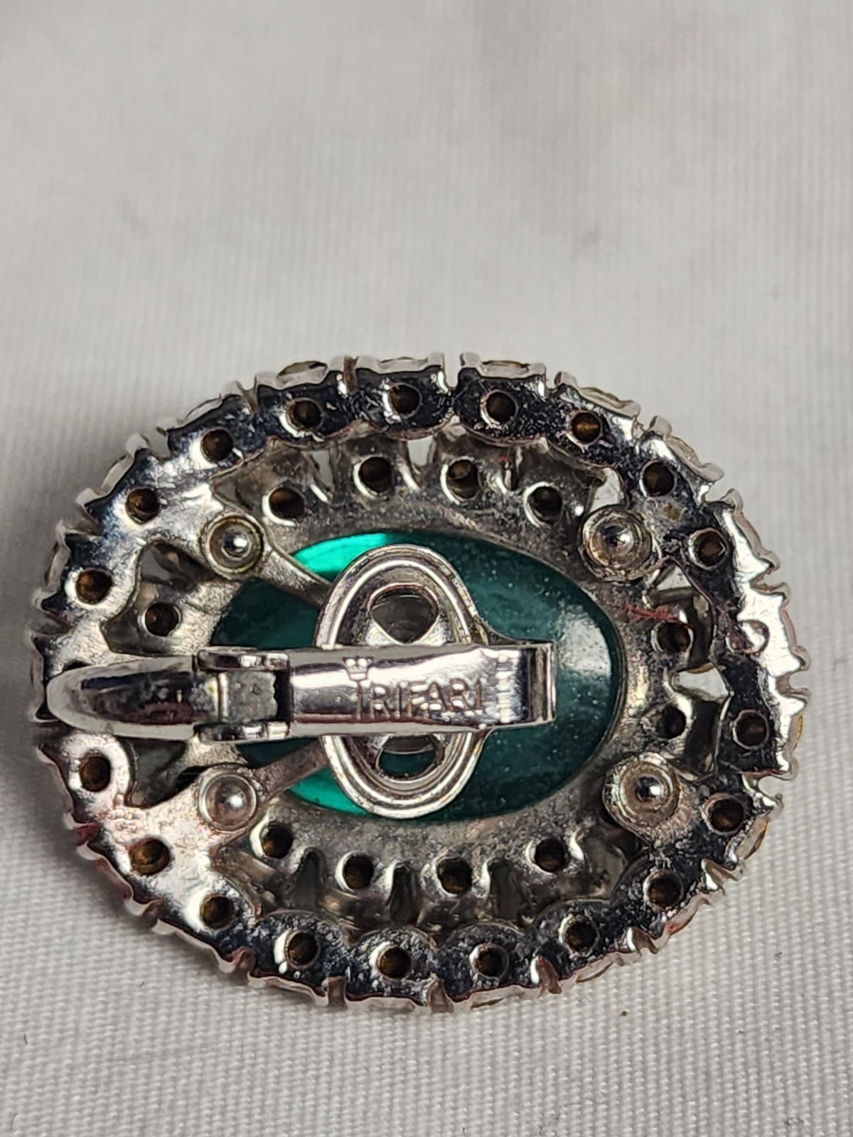 vtg Trifari SilverTone Rhinestones& Green faux emerald Cabochon ClipOn earrings