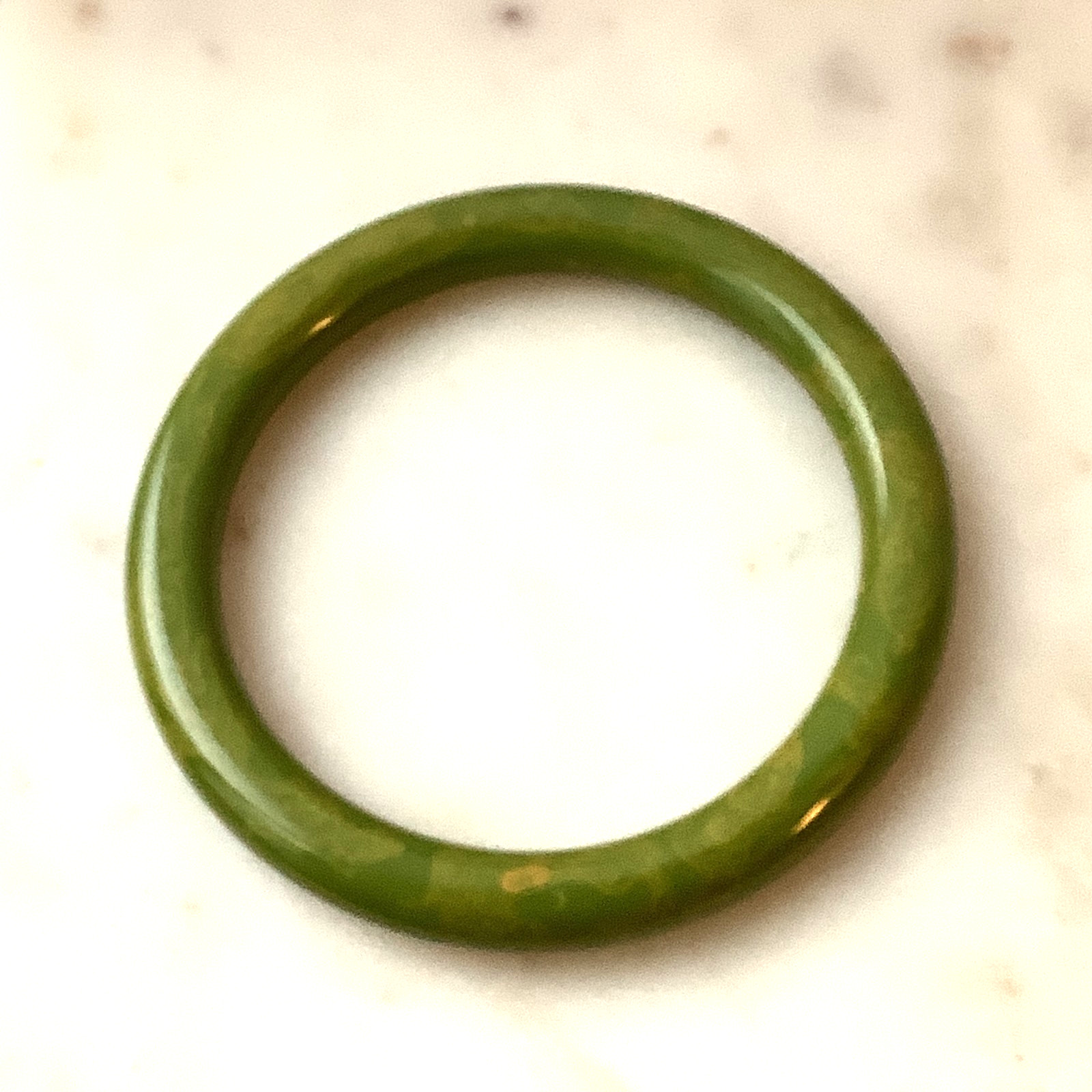 Vintage Bakelite Bangle Bracelet Moss Green Swirl MCM Simichrome Tested Size 8″