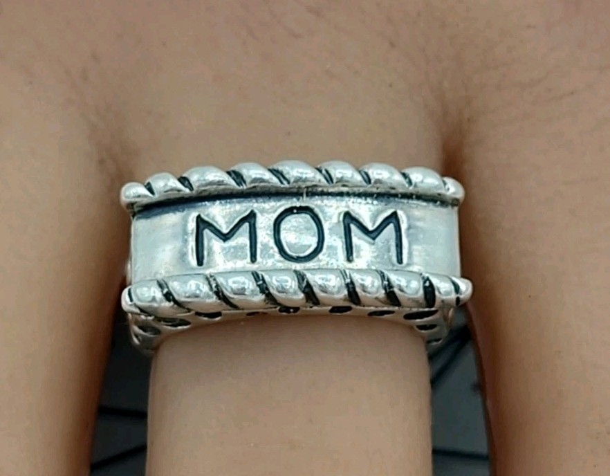 Vintage Dian Malouf DLM Sterling Silver MOM Ring Sz. 7.25