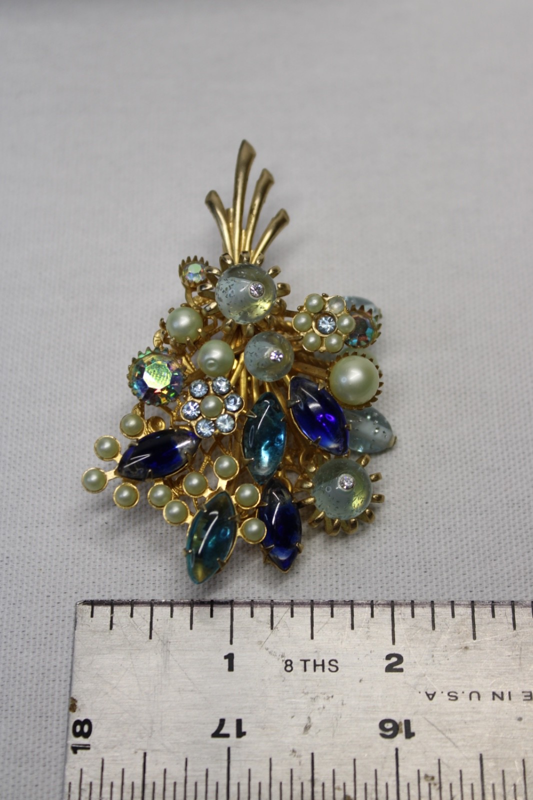 Vintage Rhinestone Faux Pearl Brooch Clip Earrings Set Blue AB Gold Tone Retro