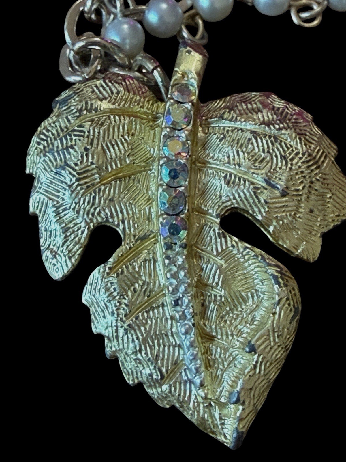50’s Golden Leaf Collar Clip Lapel Pin With Chain Button Cover Aurora Borealis