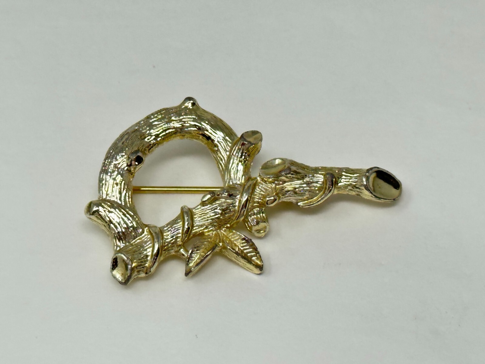Vintage Goldtone Sarah Coventry Bamboo Letter P Initial Brooch Pin