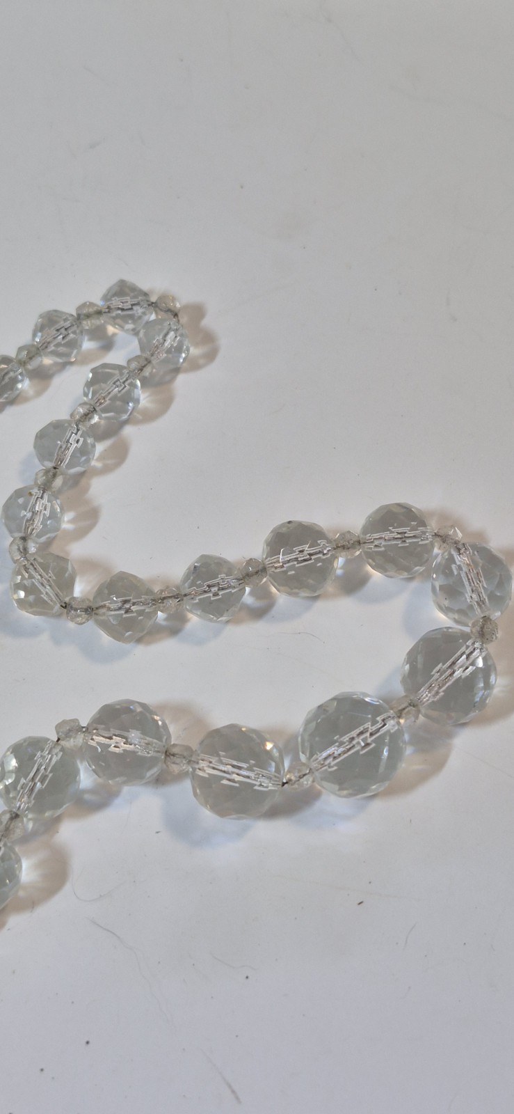 Unbranded Vintage Rock Crystal Graduated (4-14mm) Bead Necklace 16″ Length