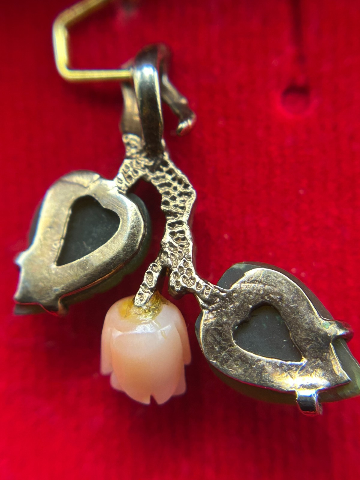 Vintage Japanese Carved Coral Rose Pendant Green Jade Leaves Gold Tone Charm