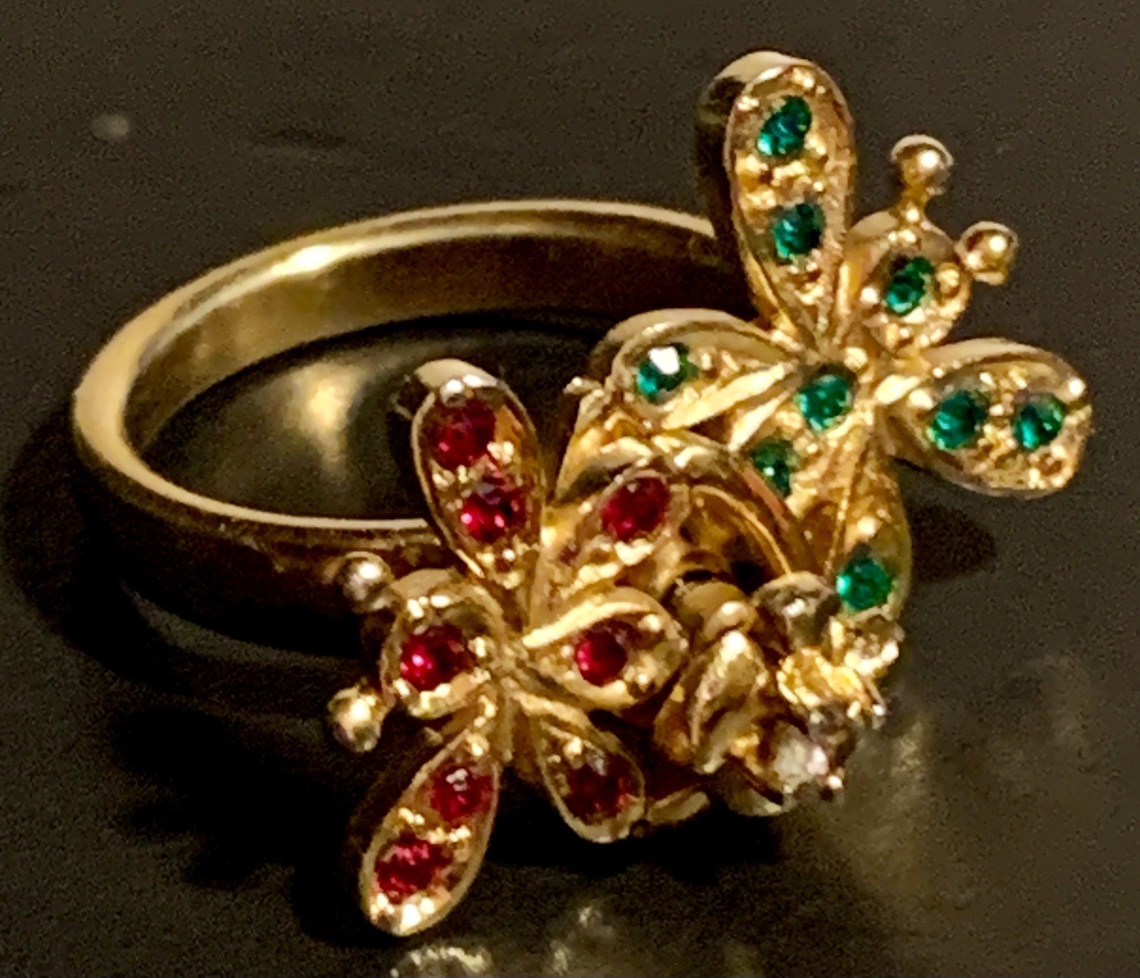 Gold Tone Spinning Butterfly Ring Rhinestone Red Green Gemstones Vintage